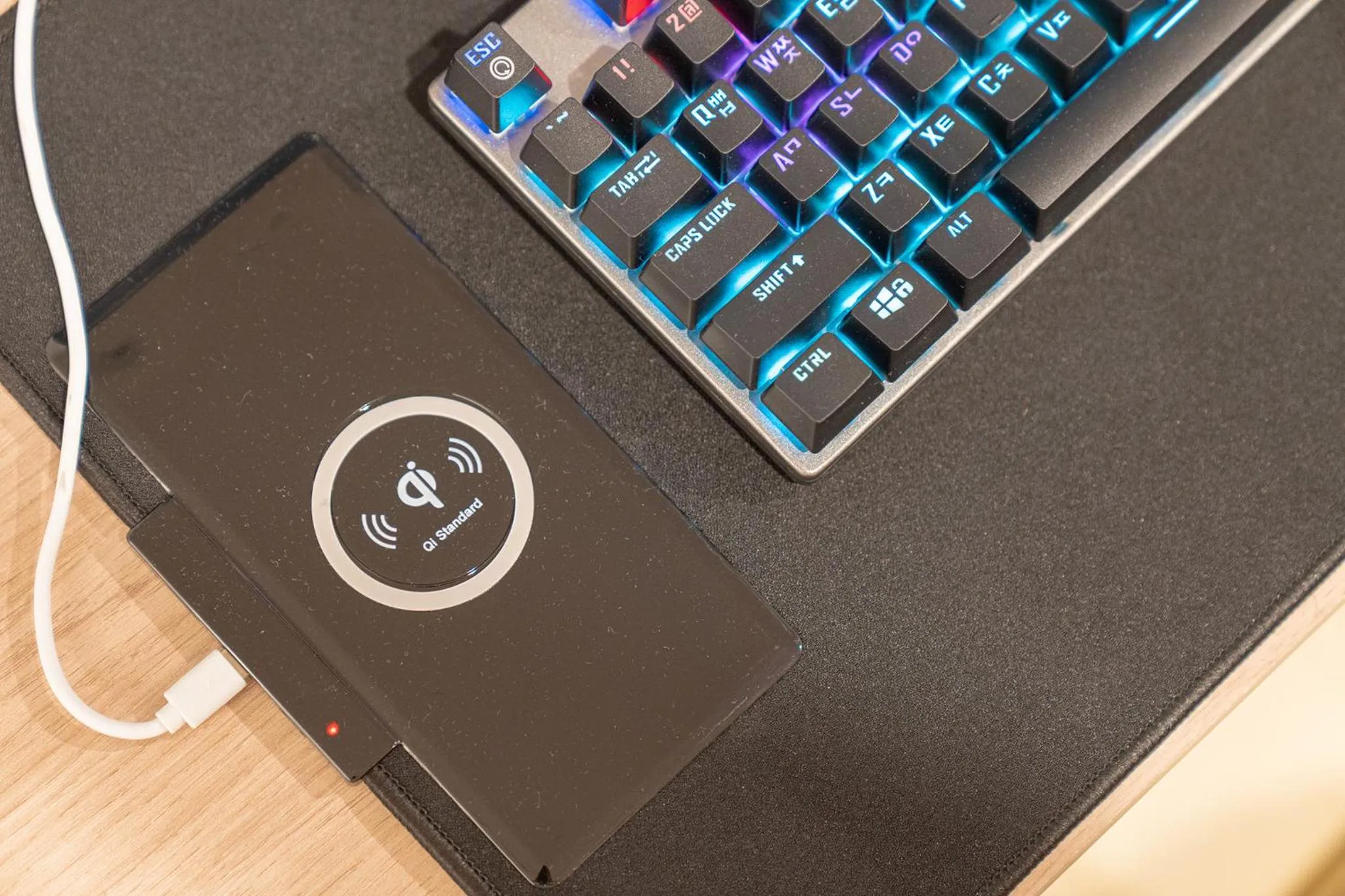 TV and multimedia in Cheonan Aank Hotel Seongjeong