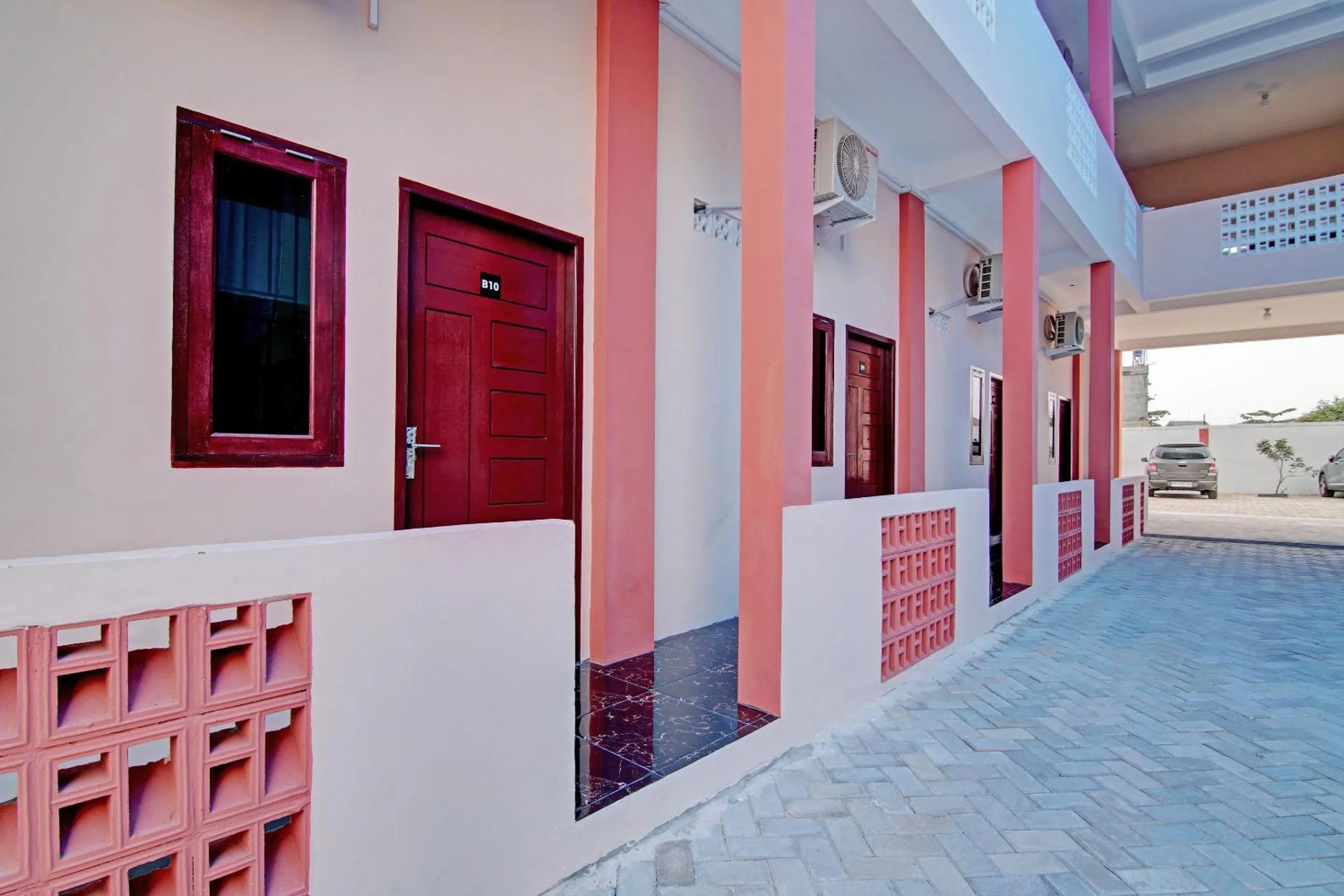 Lobby or reception in OYO 92946 Dekna Homestay Syariah