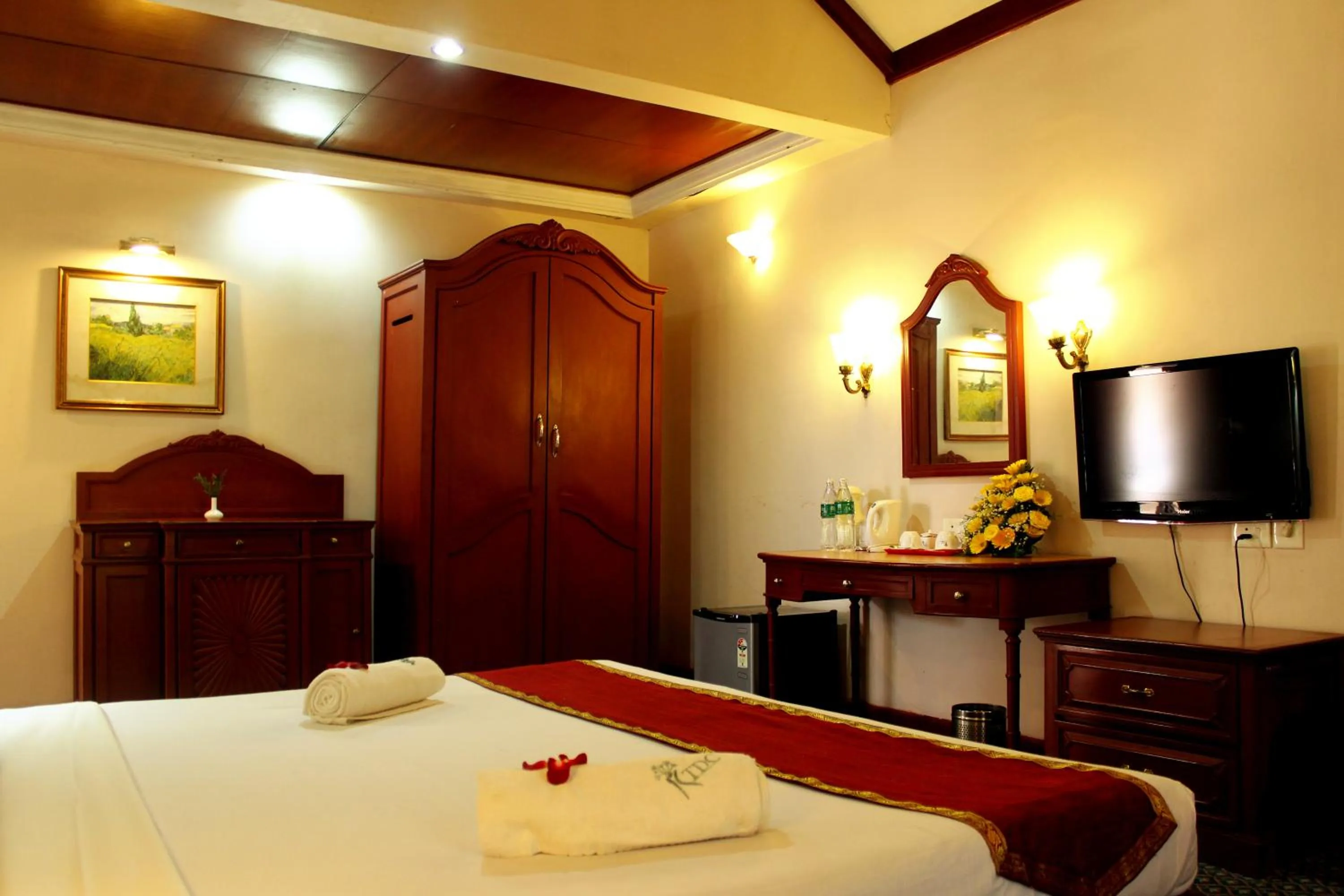 Bedroom, Bed in KTDC Bolgatty Palace & Island Resort