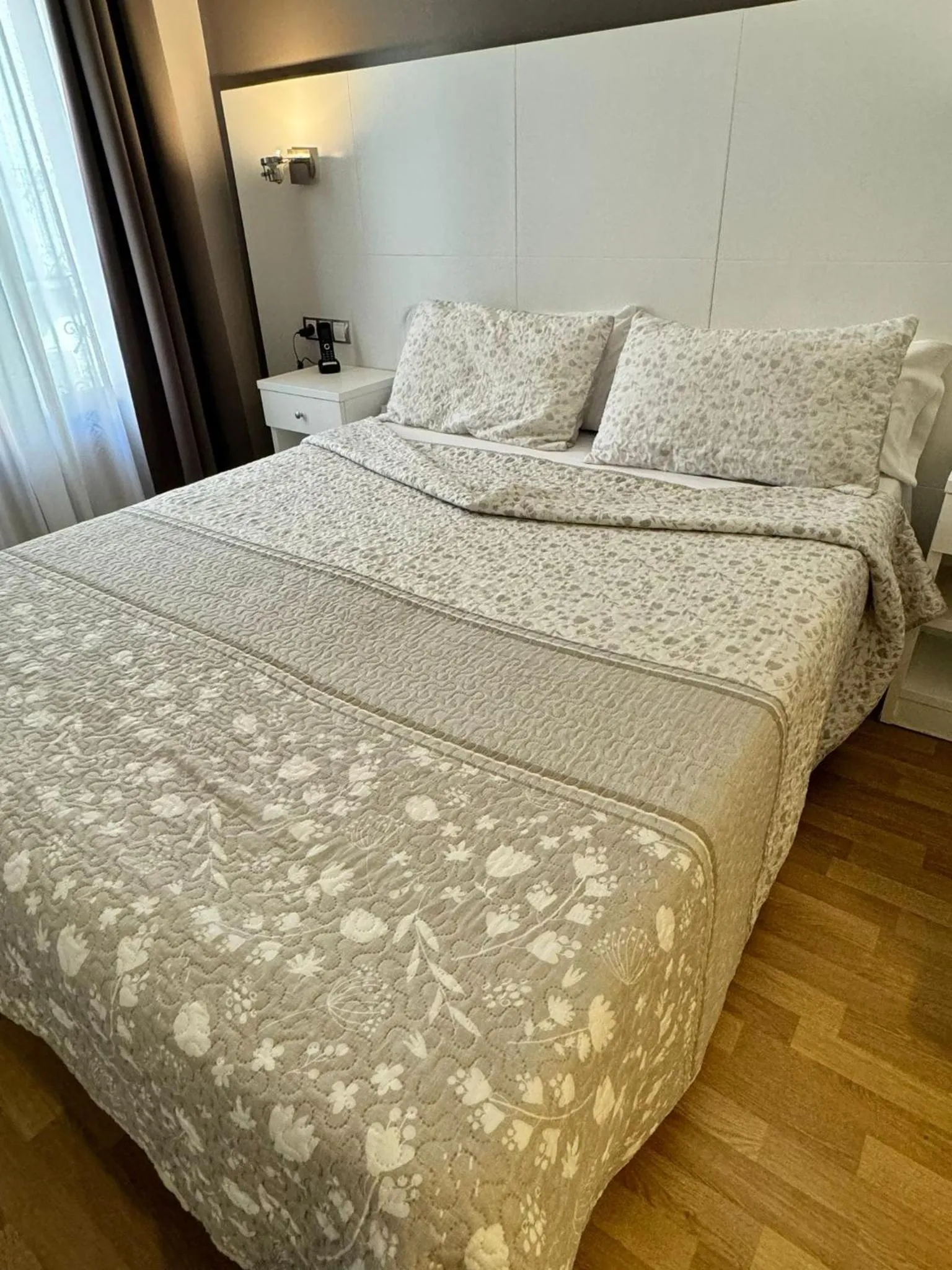 Bed in Hotel El Acebo