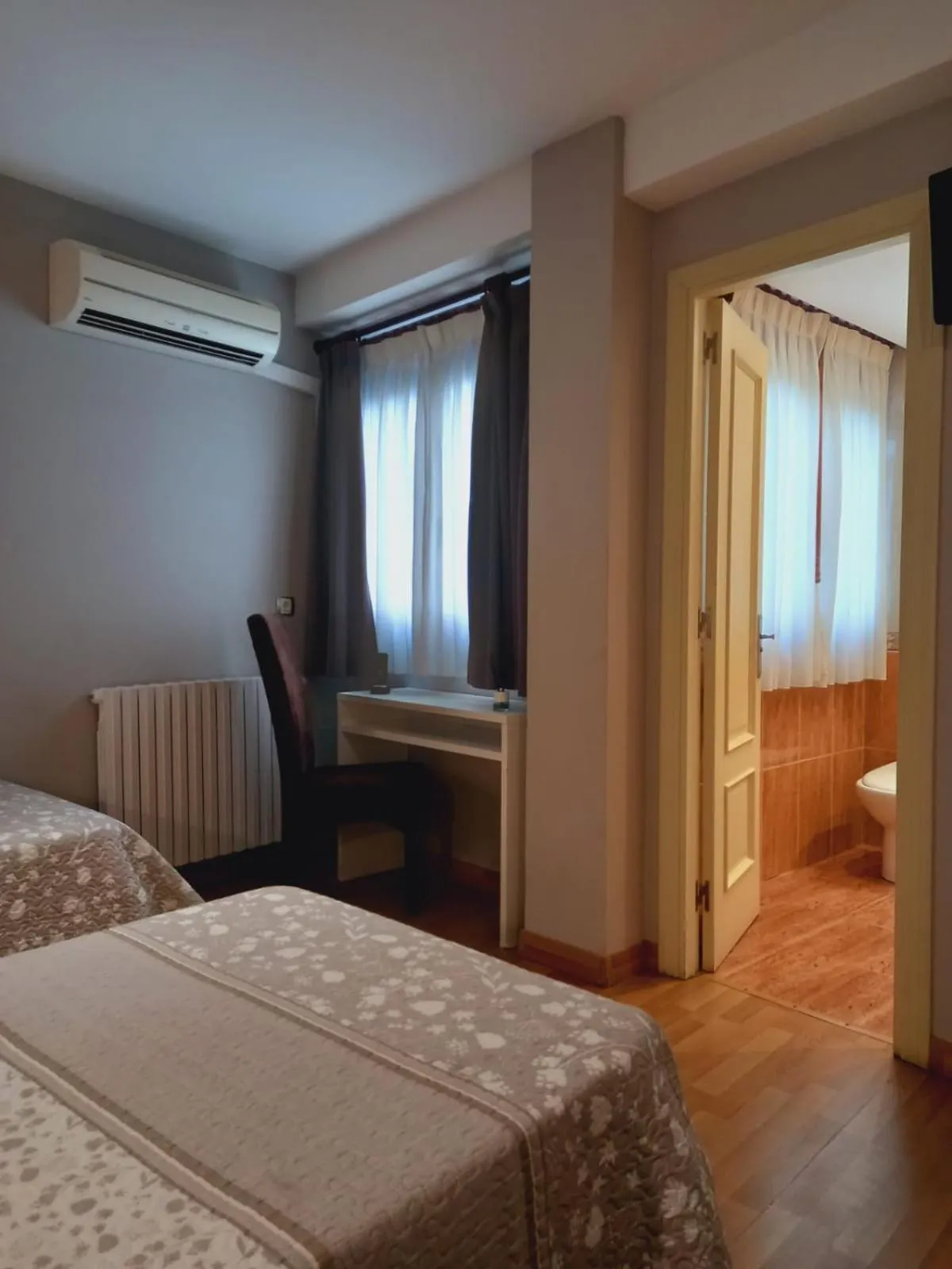 Photo of the whole room, Bed in Hotel El Acebo