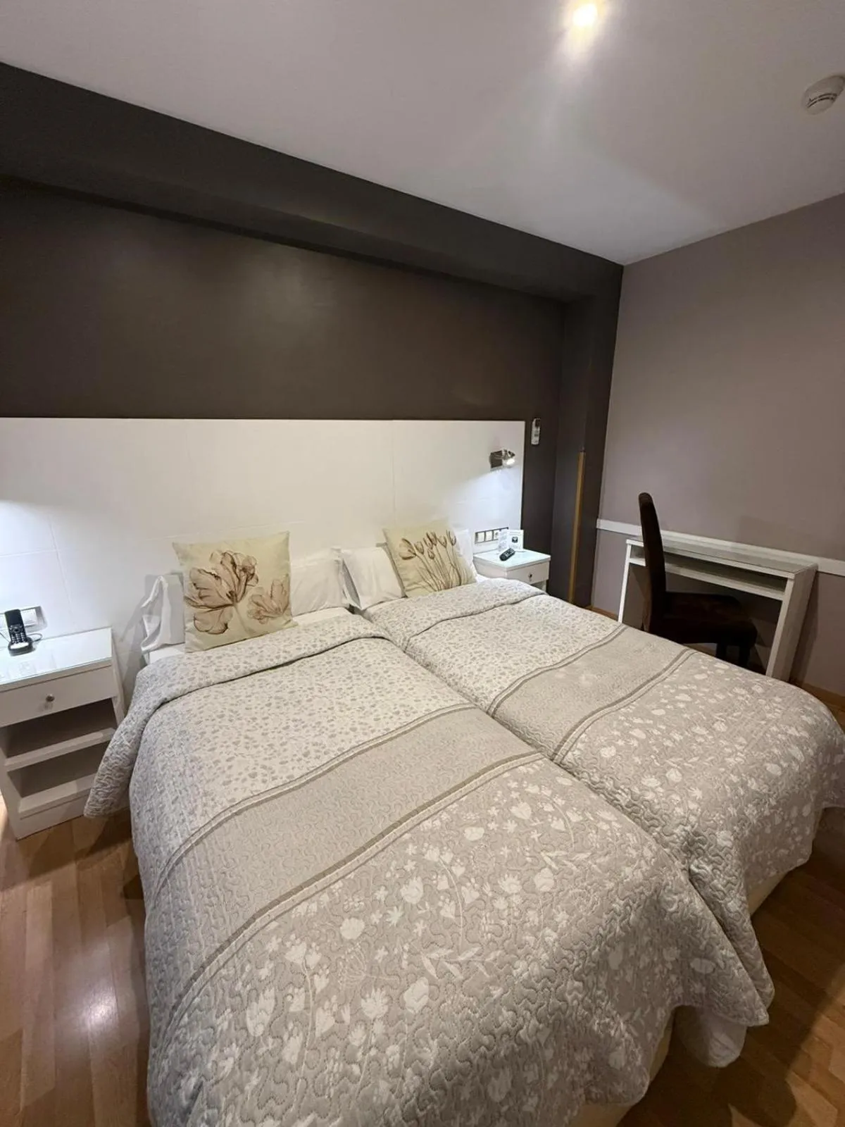 Bed in Hotel El Acebo