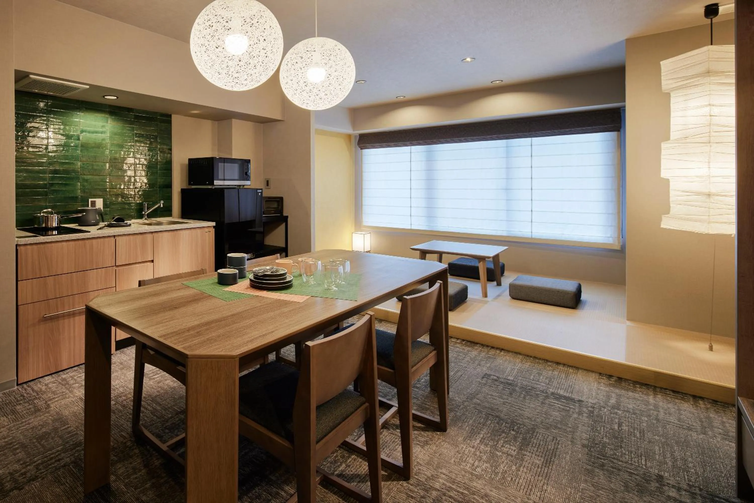 Deluxe 1 bedroom with 5 beds (with Tatami Room) in Minn Gion Sanjo