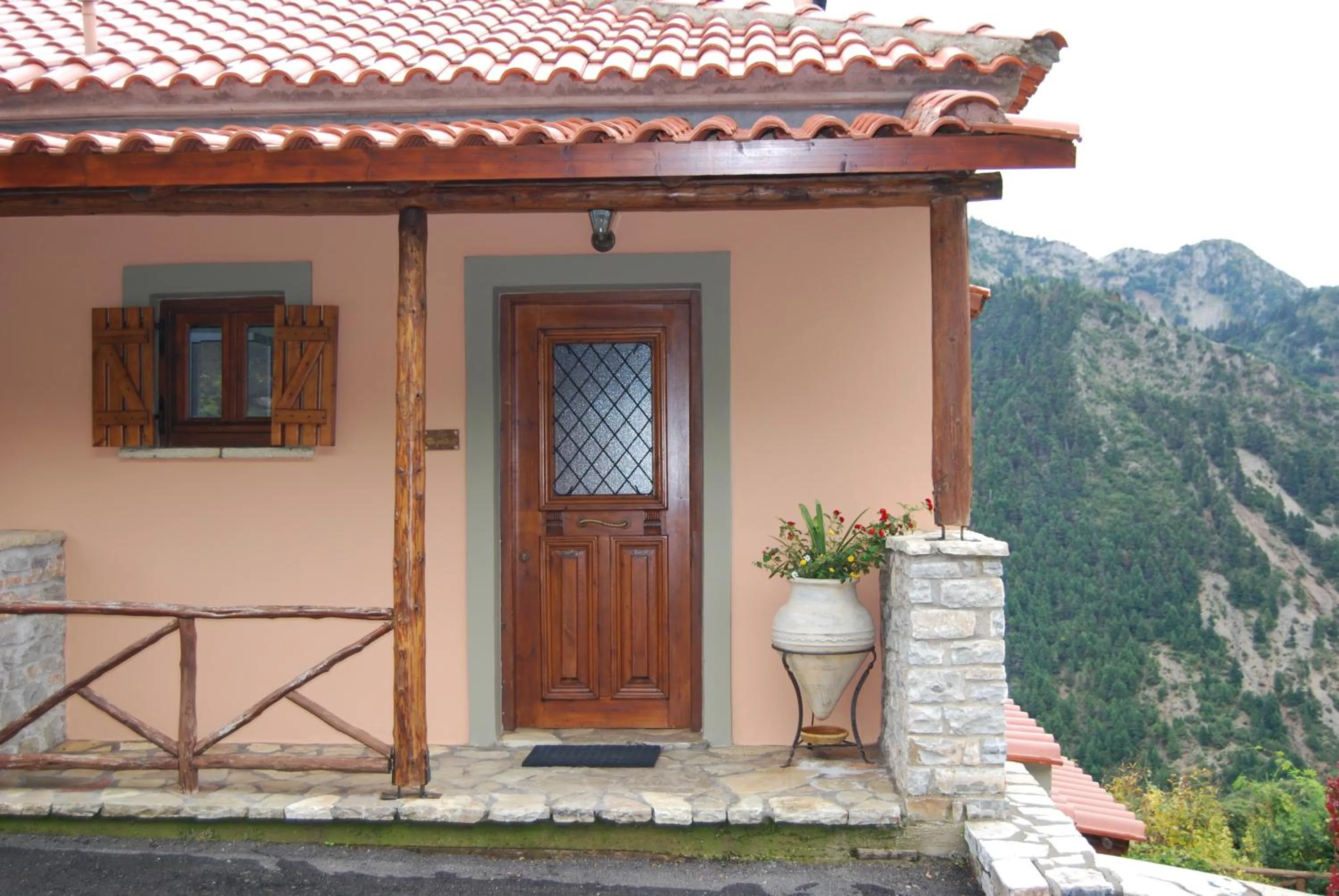 Facade/entrance in Dryades Guesthouse