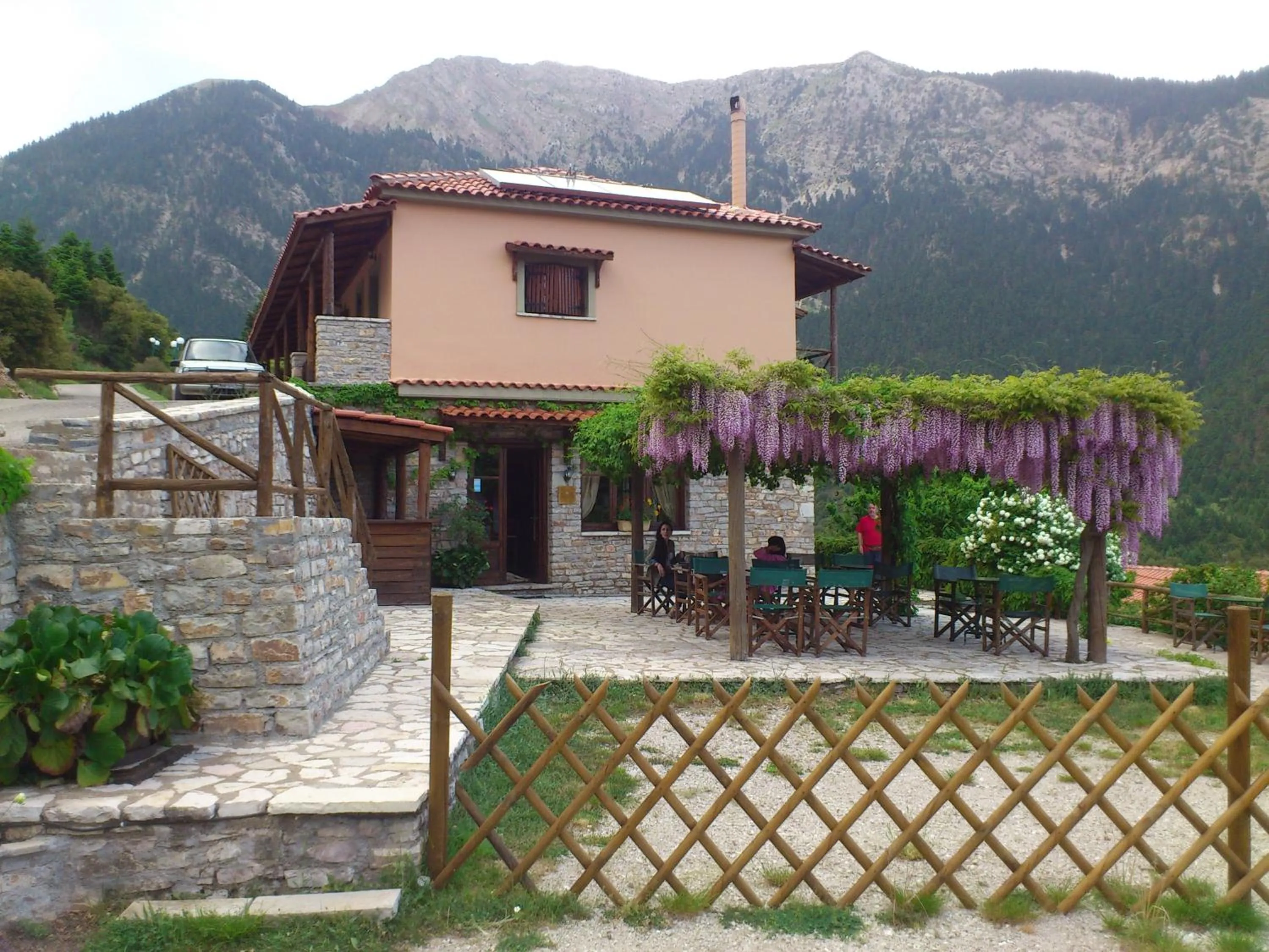 Facade/entrance in Dryades Guesthouse