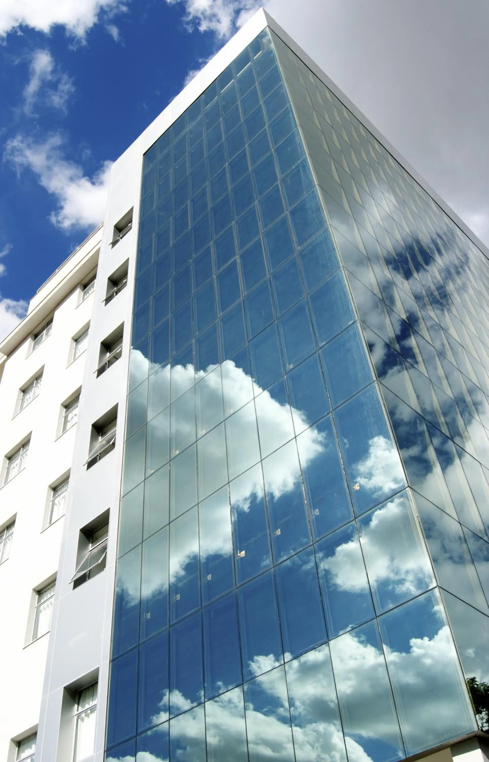 Facade/entrance in Nobile Hotel Belo Horizonte