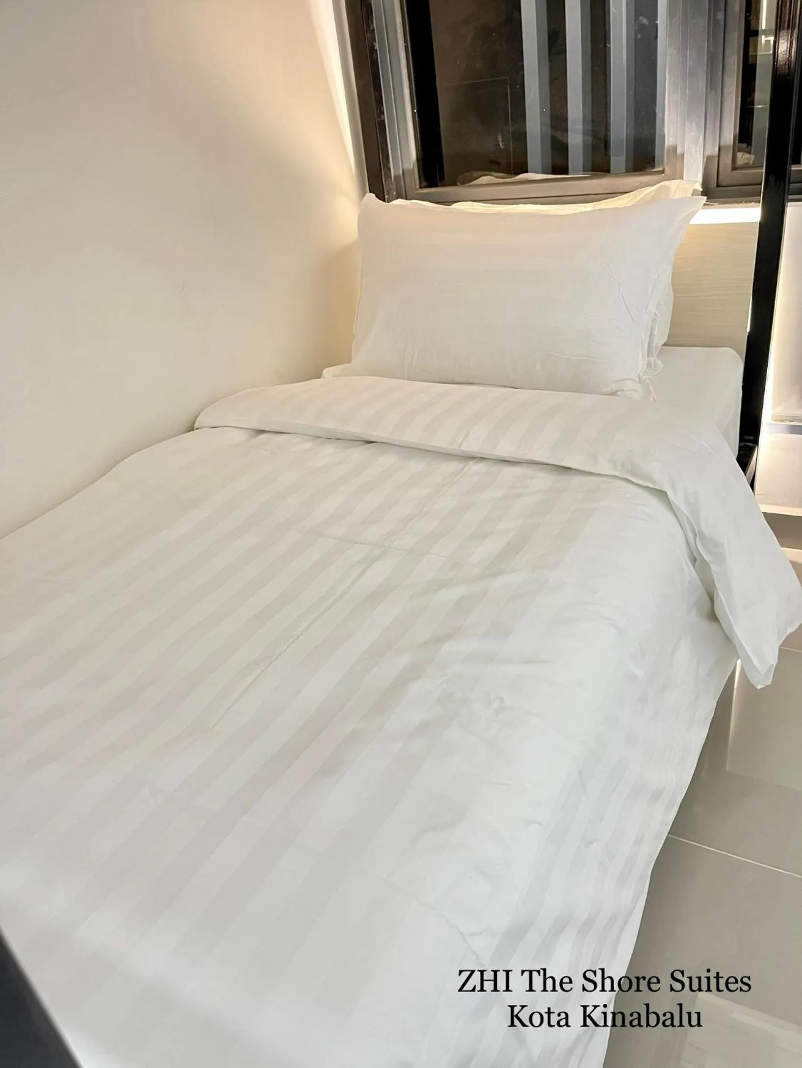 Bed in ZHI The Shore Suites Kota Kinabalu