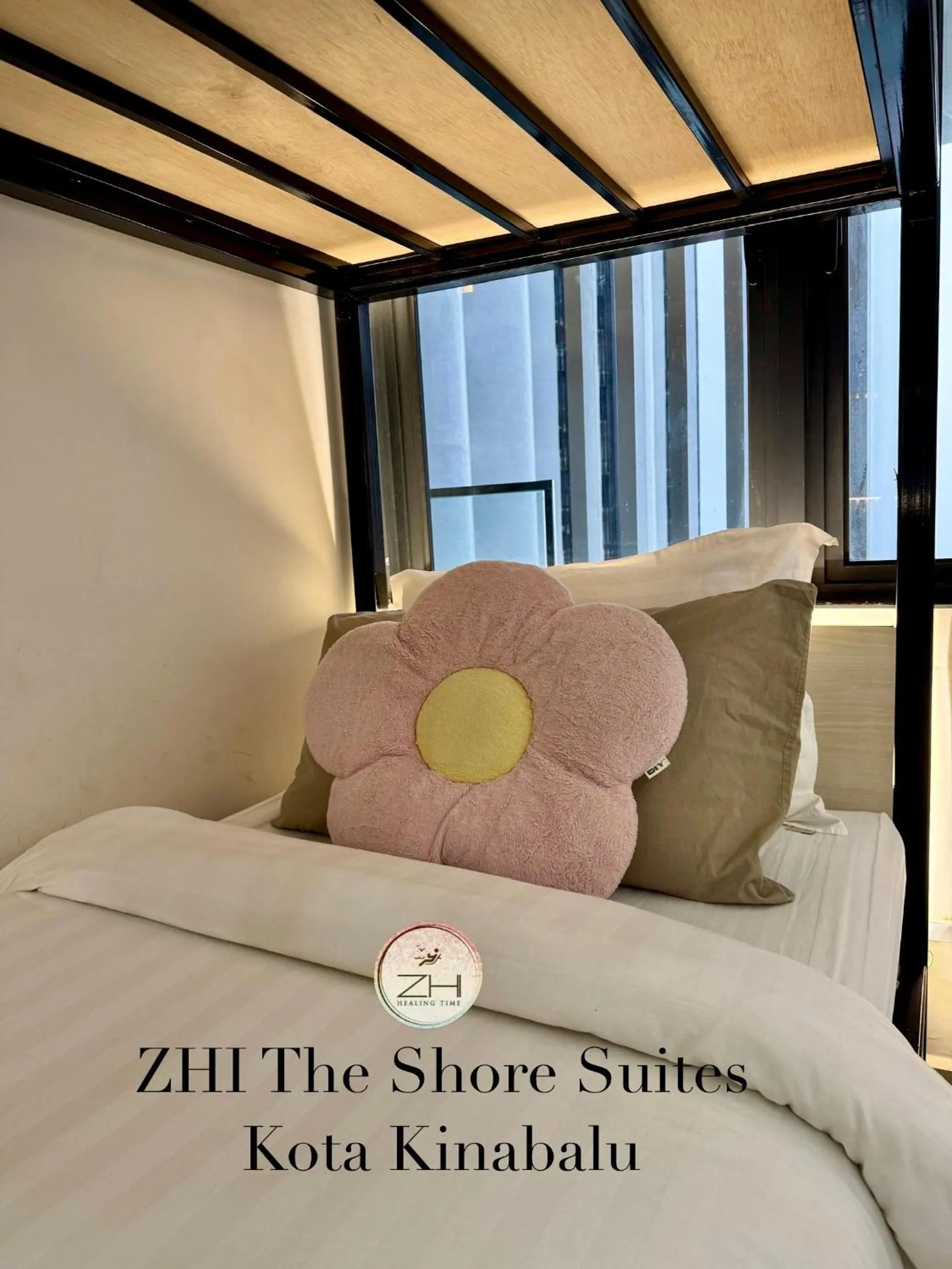 Bed in ZHI The Shore Suites Kota Kinabalu