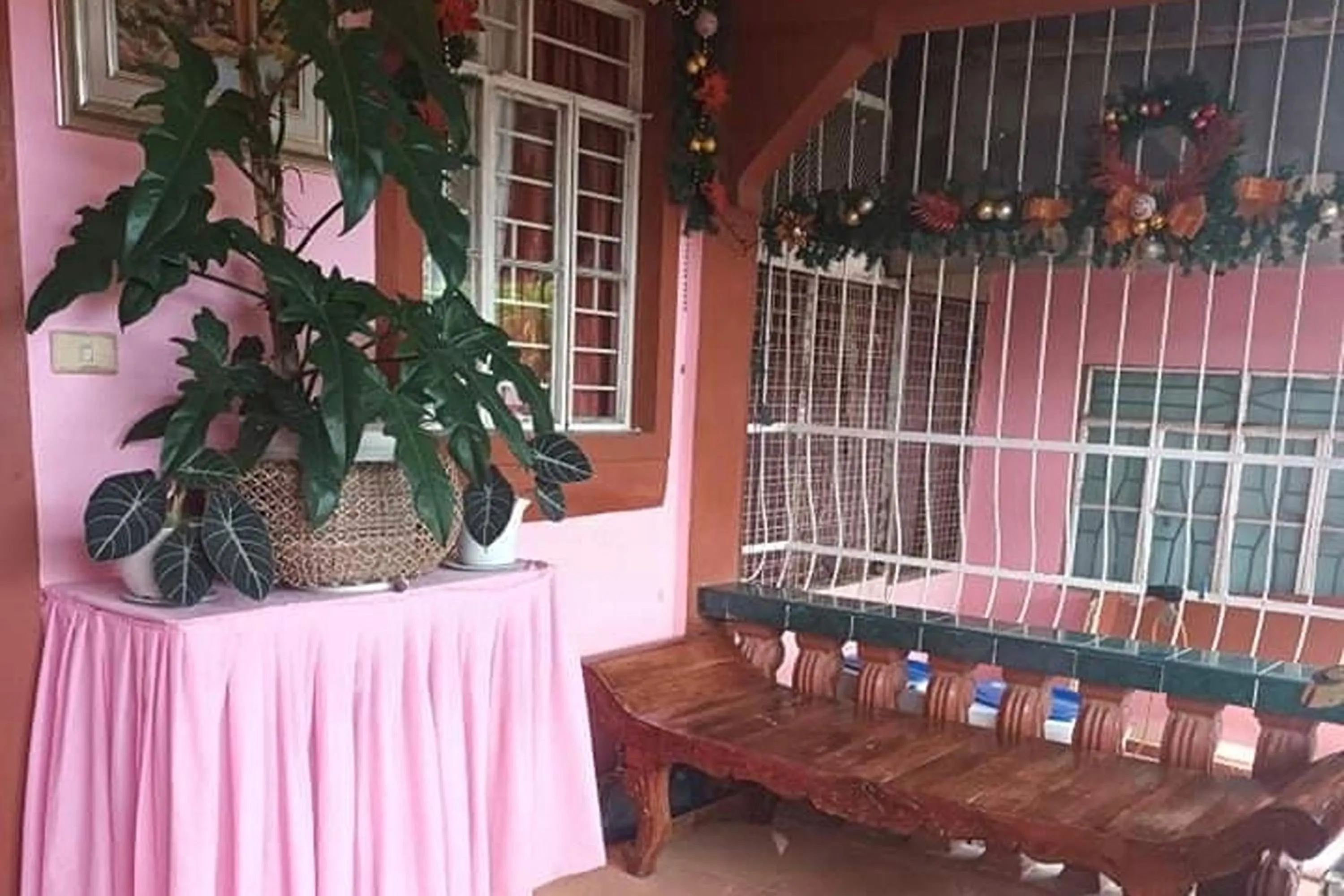 Living room in Albert's Transient House
