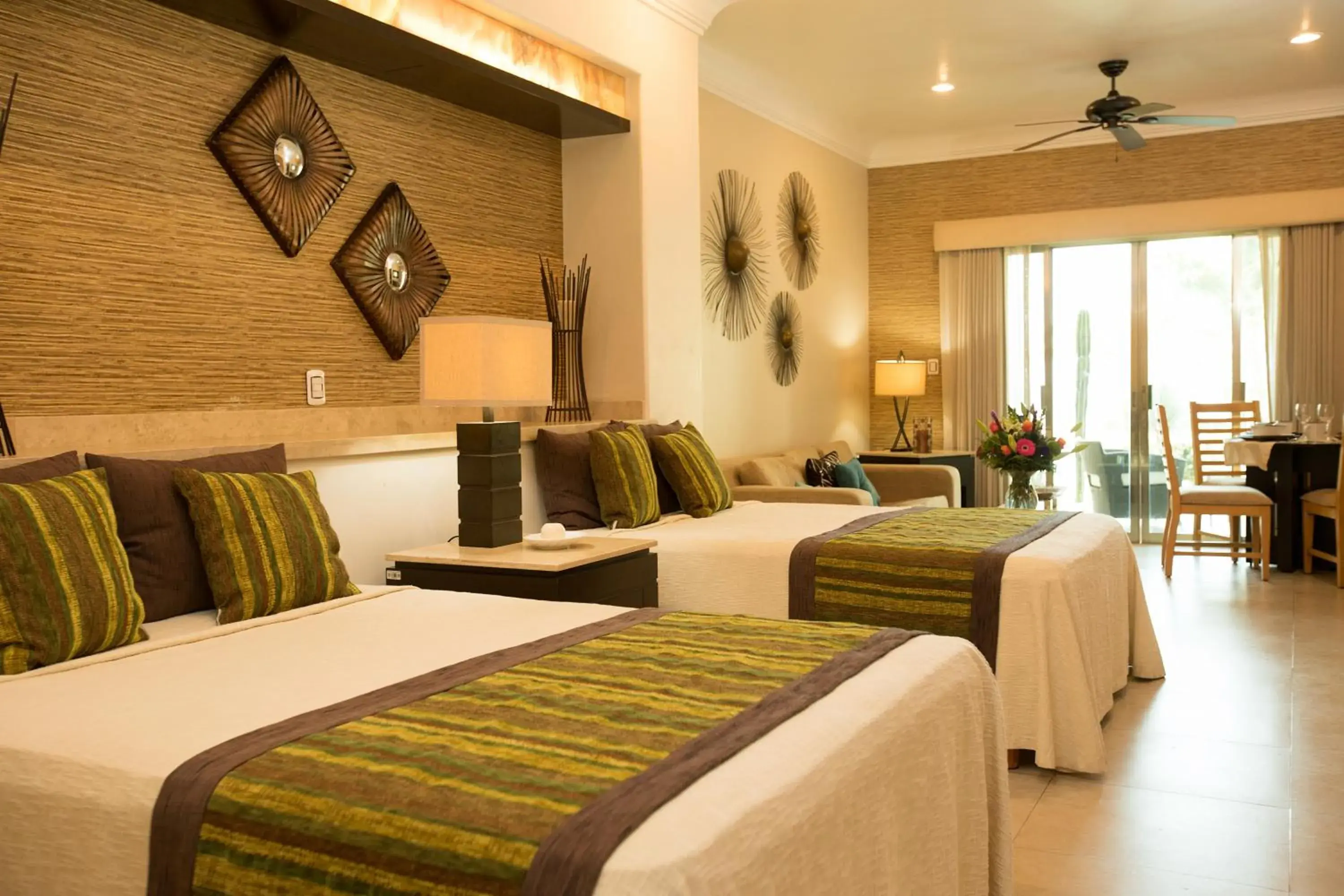 Junior Suite in Diamond Bay Junior Suite in Diamond Bay