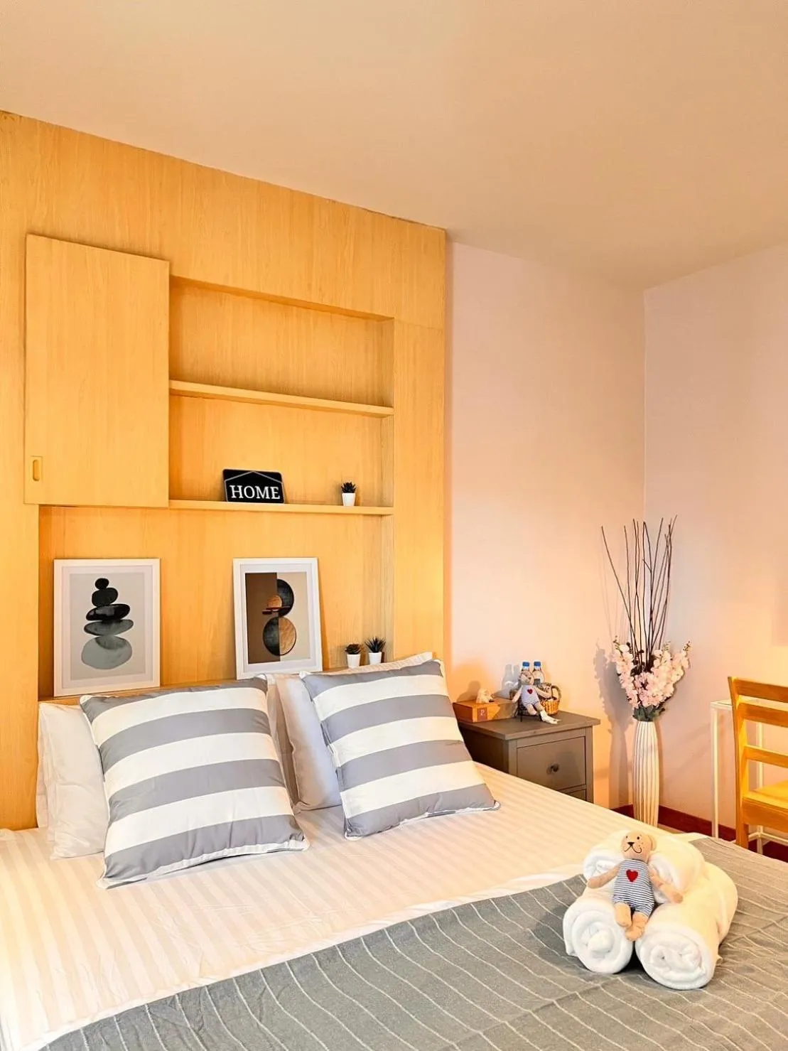 Bed in Por poshtel Kanchanaburi