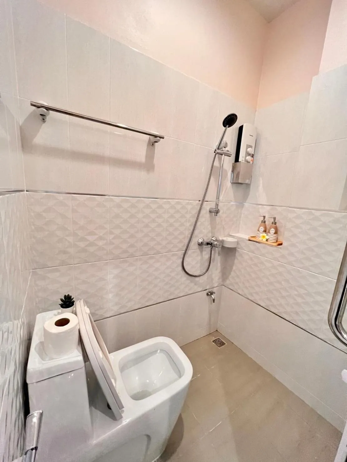 Por poshtel Kanchanaburi