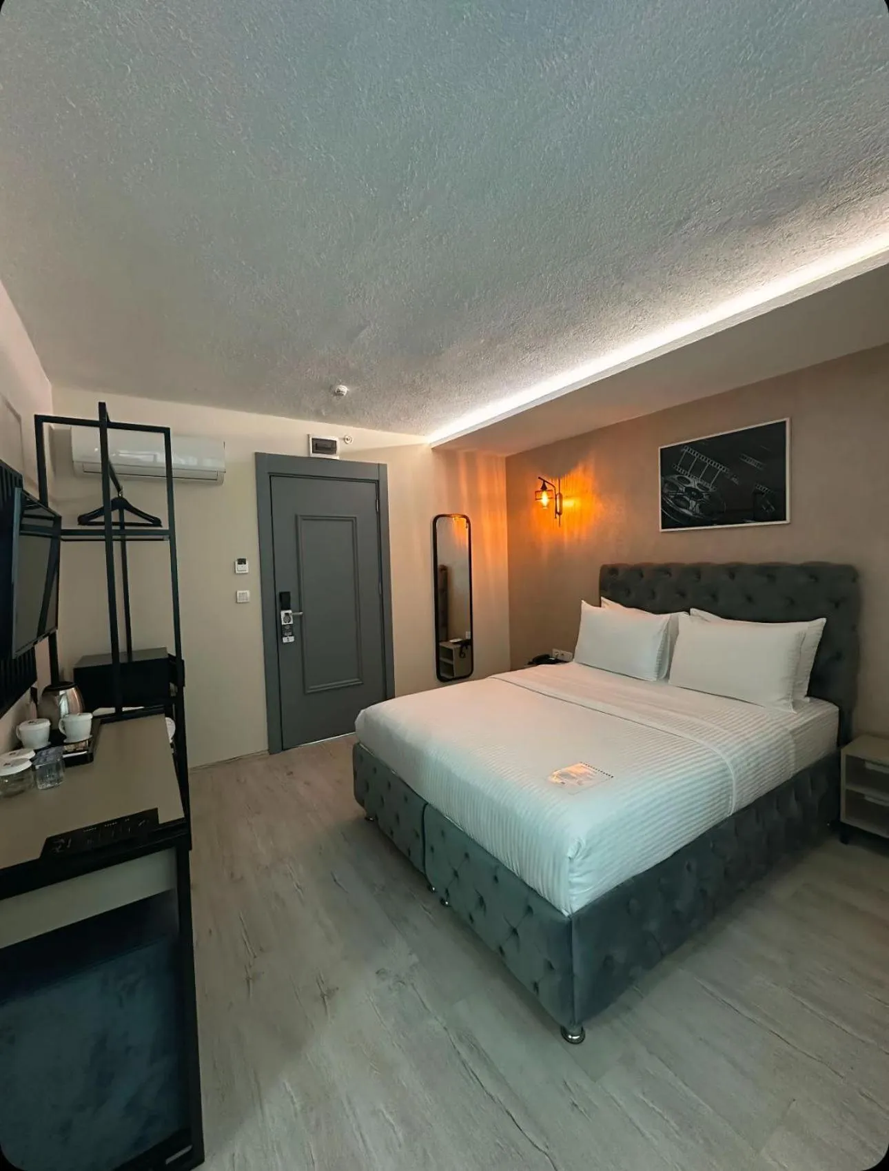 Bed in Monezza Maltepe Rezidans