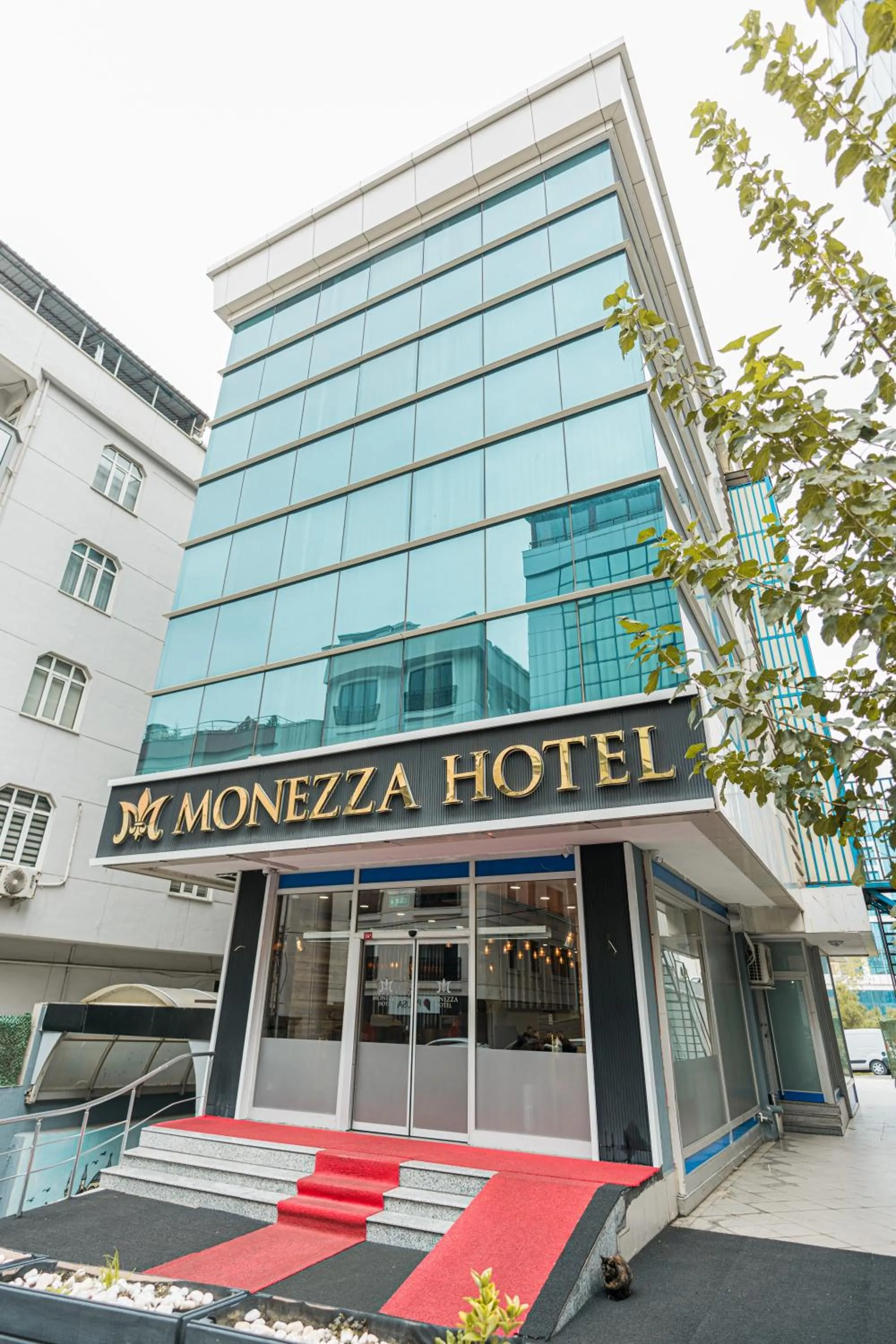 Property building in Monezza Maltepe Rezidans