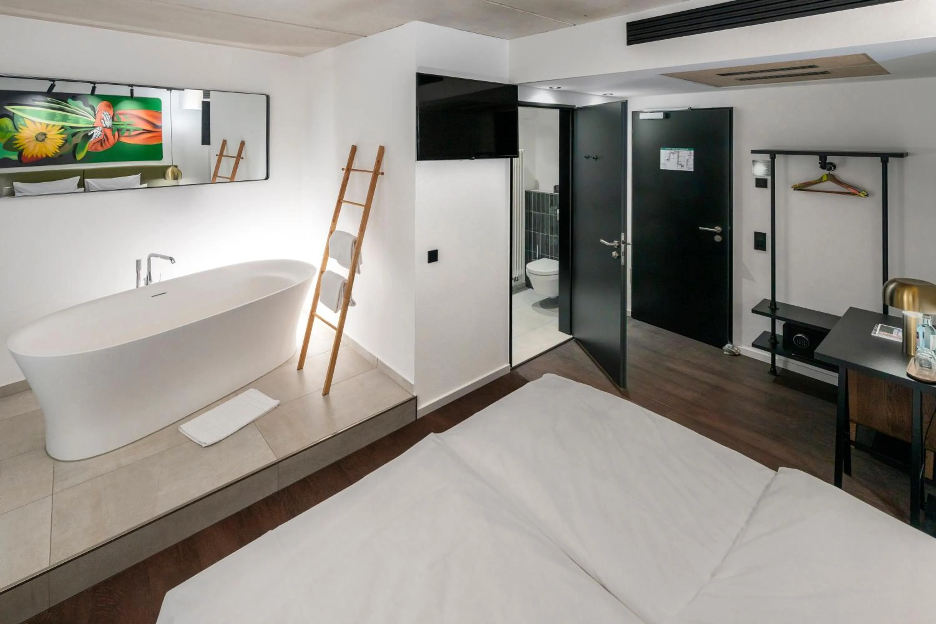 Photo of the whole room, Bed in The Barthels Boutique Hotel