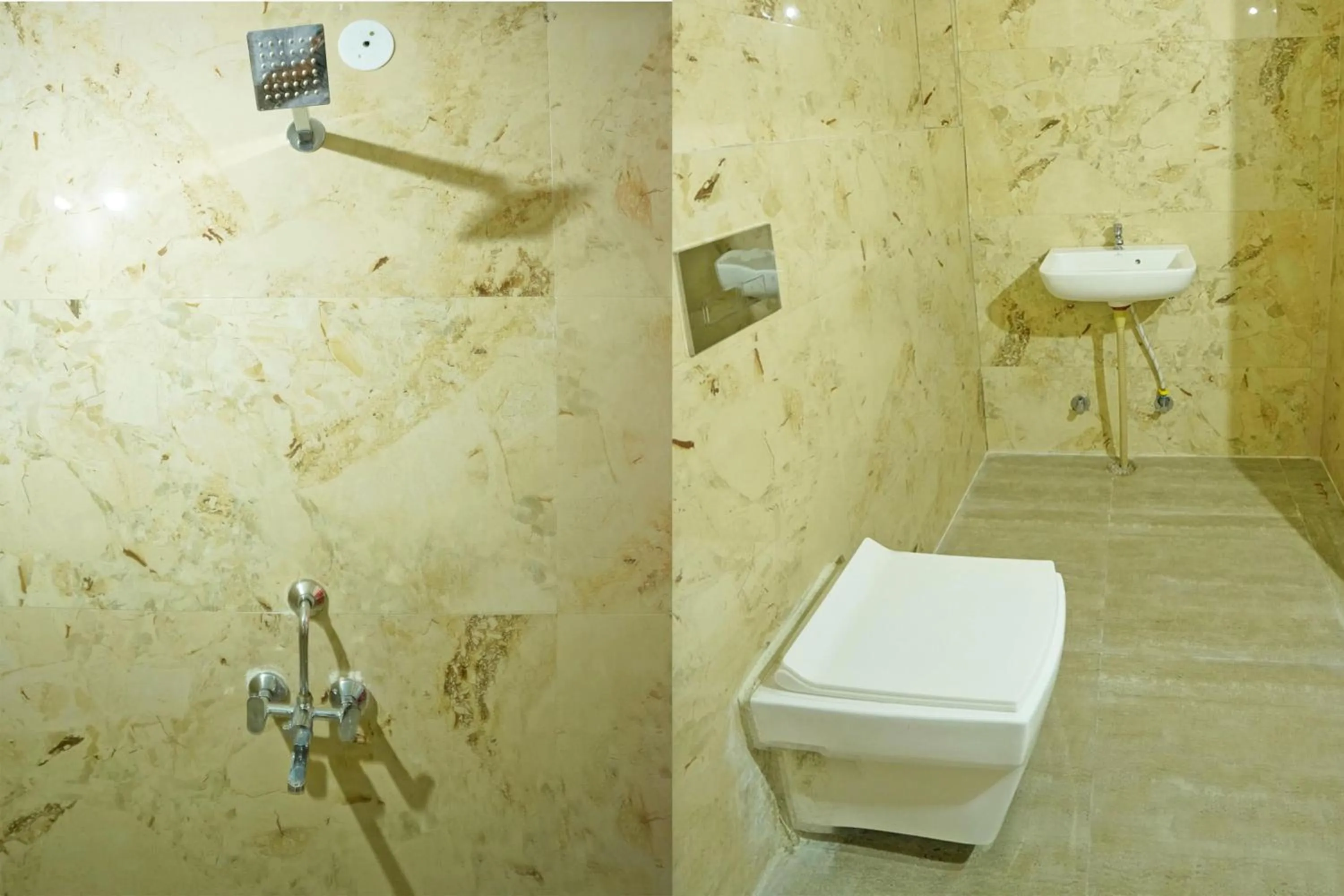 Bathroom in Hotel O SS Palace