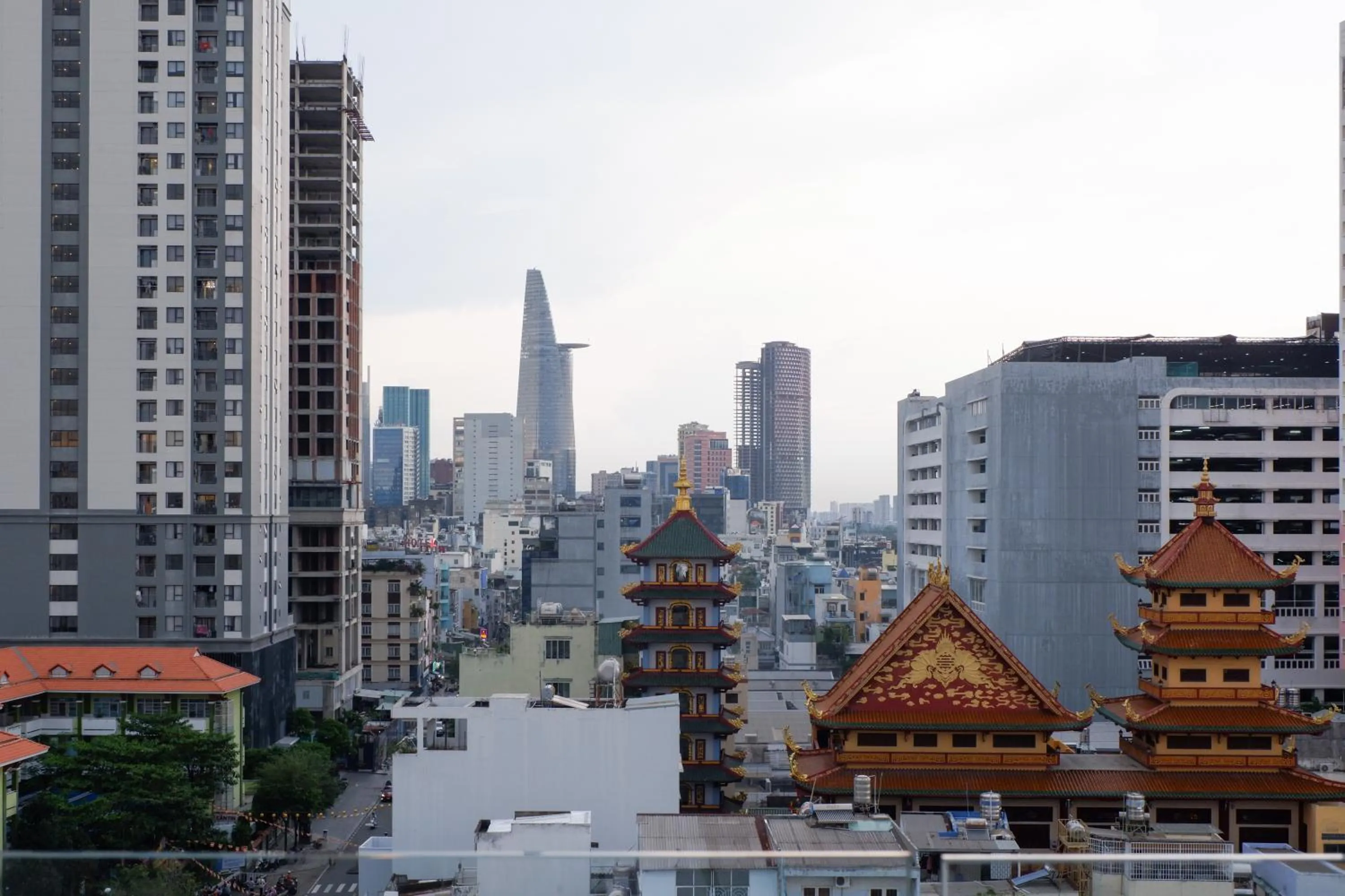 Bird's eye view in Cityhouse - LightHouse SG