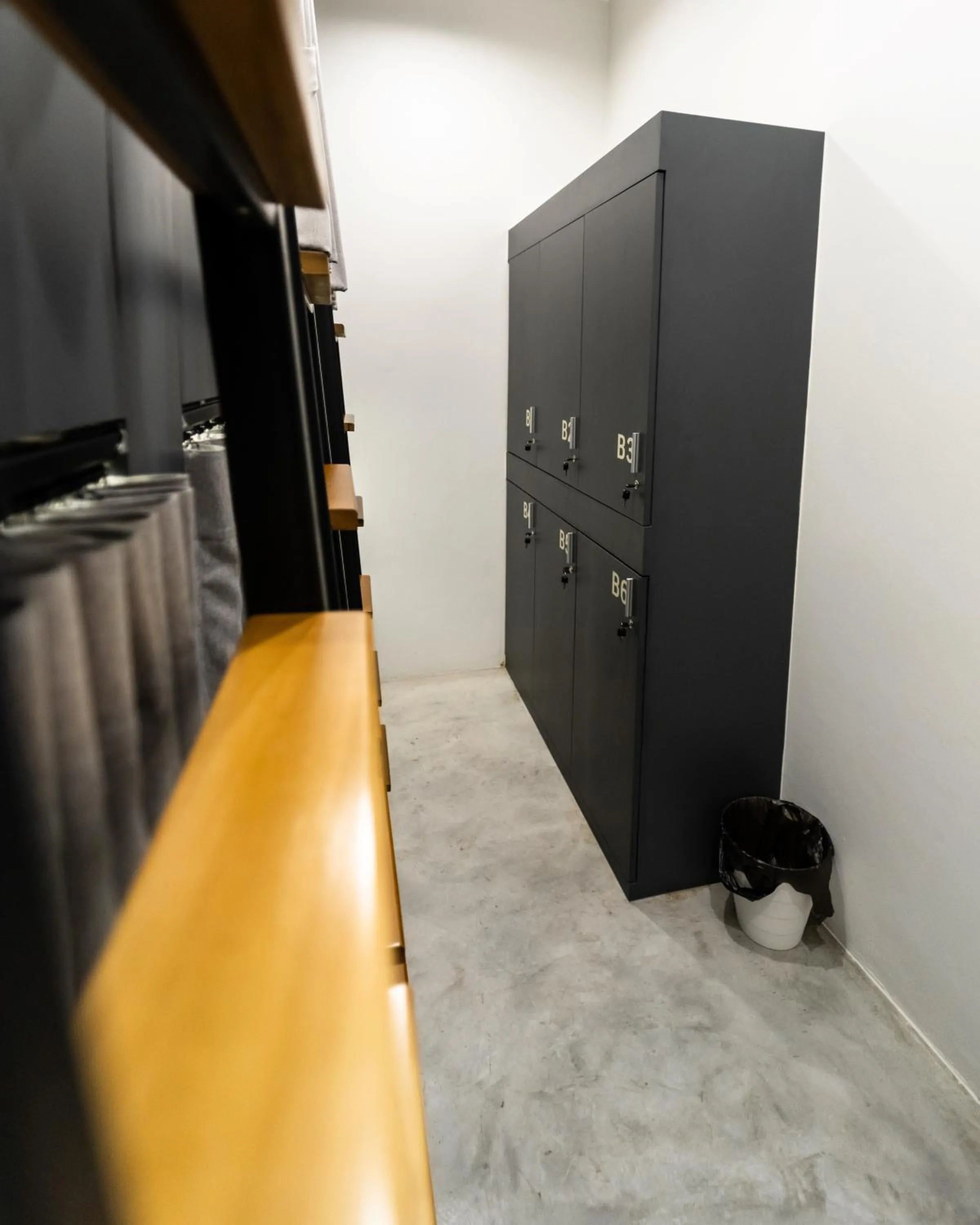 microwave in PIER 808 Hostel