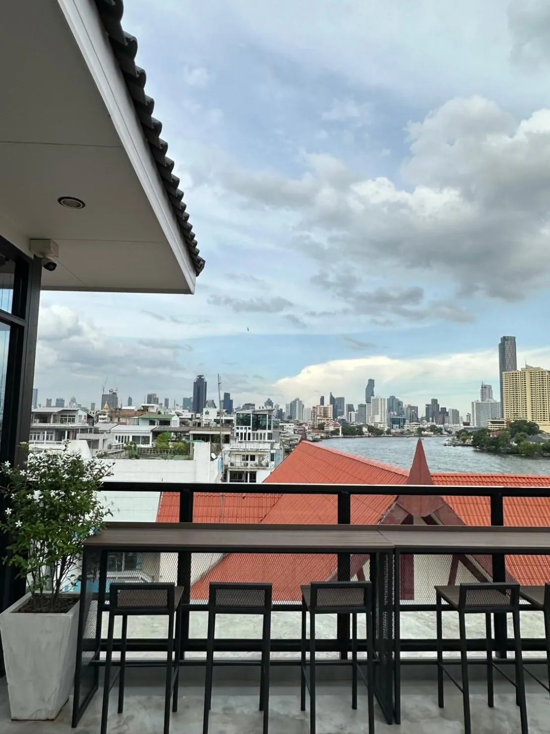 Balcony/Terrace in PIER 808 Hostel