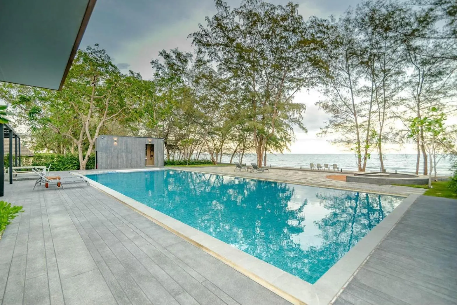 Pool view in Emmarin Villa