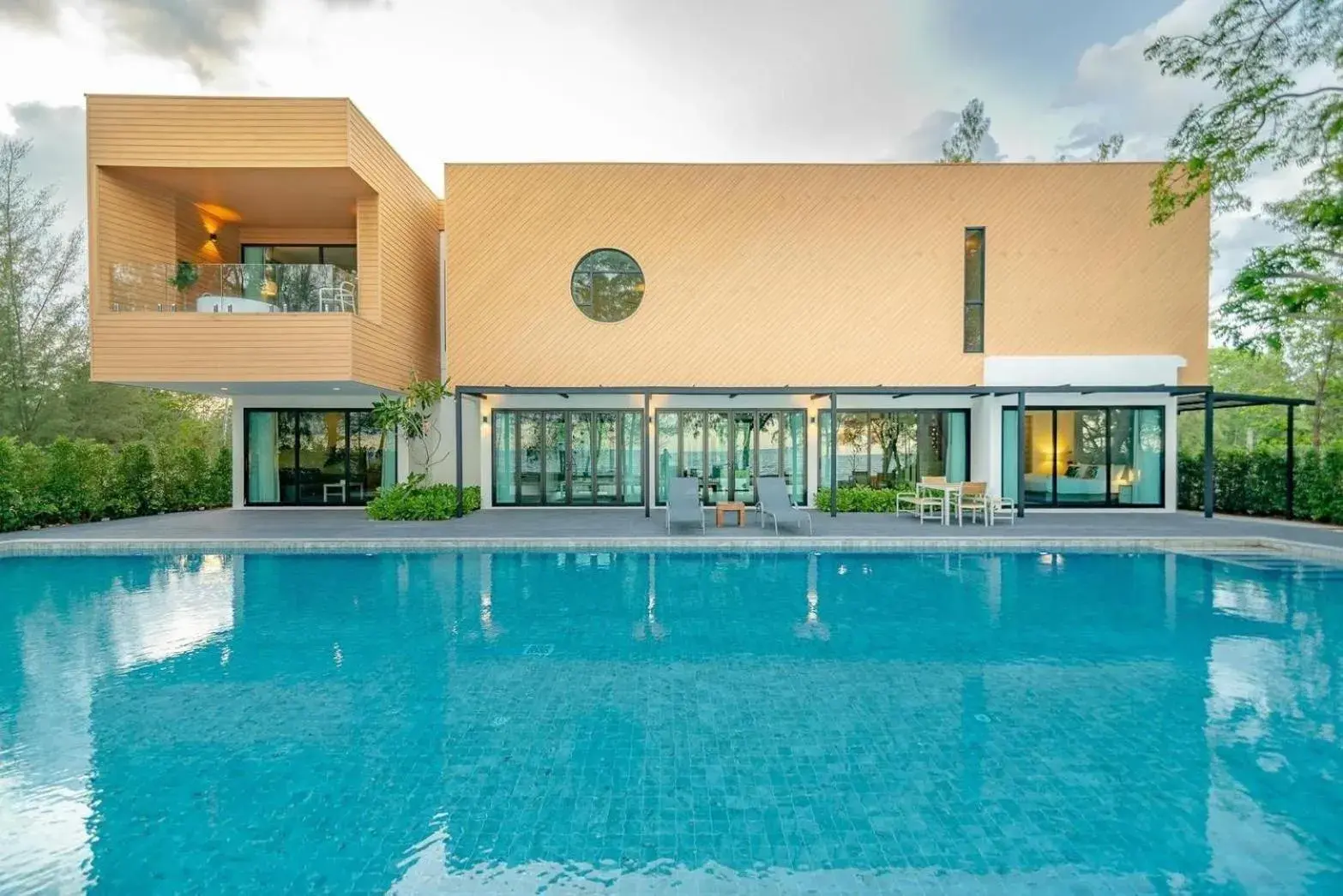 Villa with Private Pool - Beach Front in Emmarin Villa Villa with Private Pool - Beach Front in Emmarin Villa