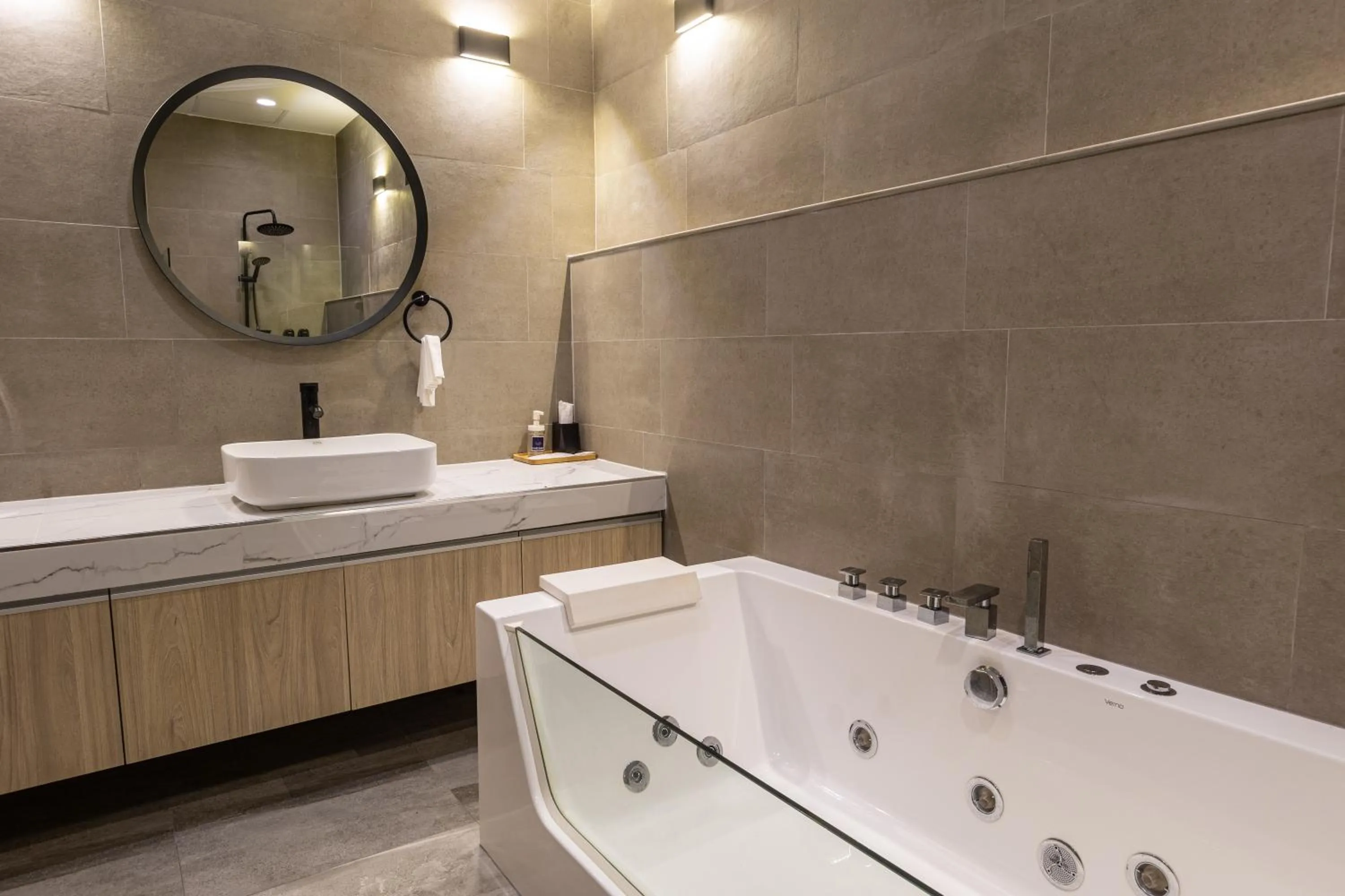 Bathroom in Emmarin Villa
