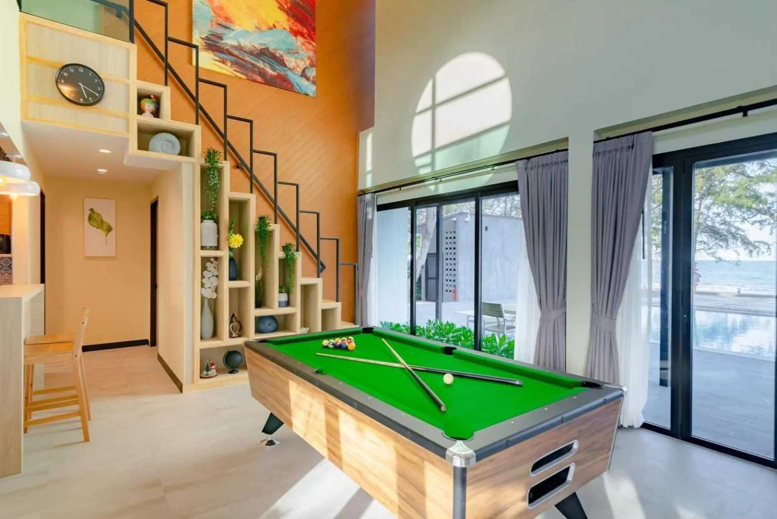 Billiard in Emmarin Villa