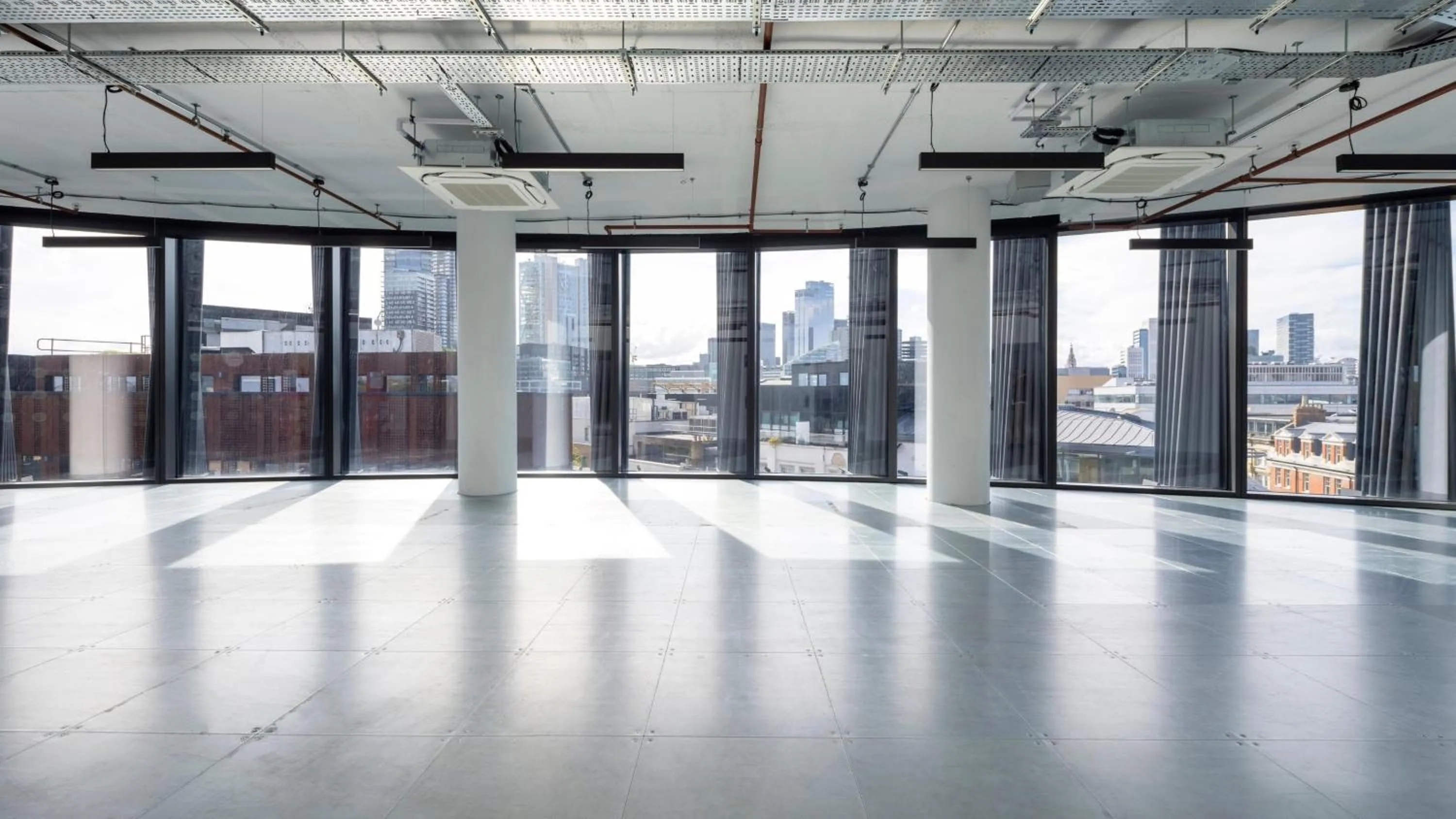 Meeting/conference room in art'otel London Hoxton