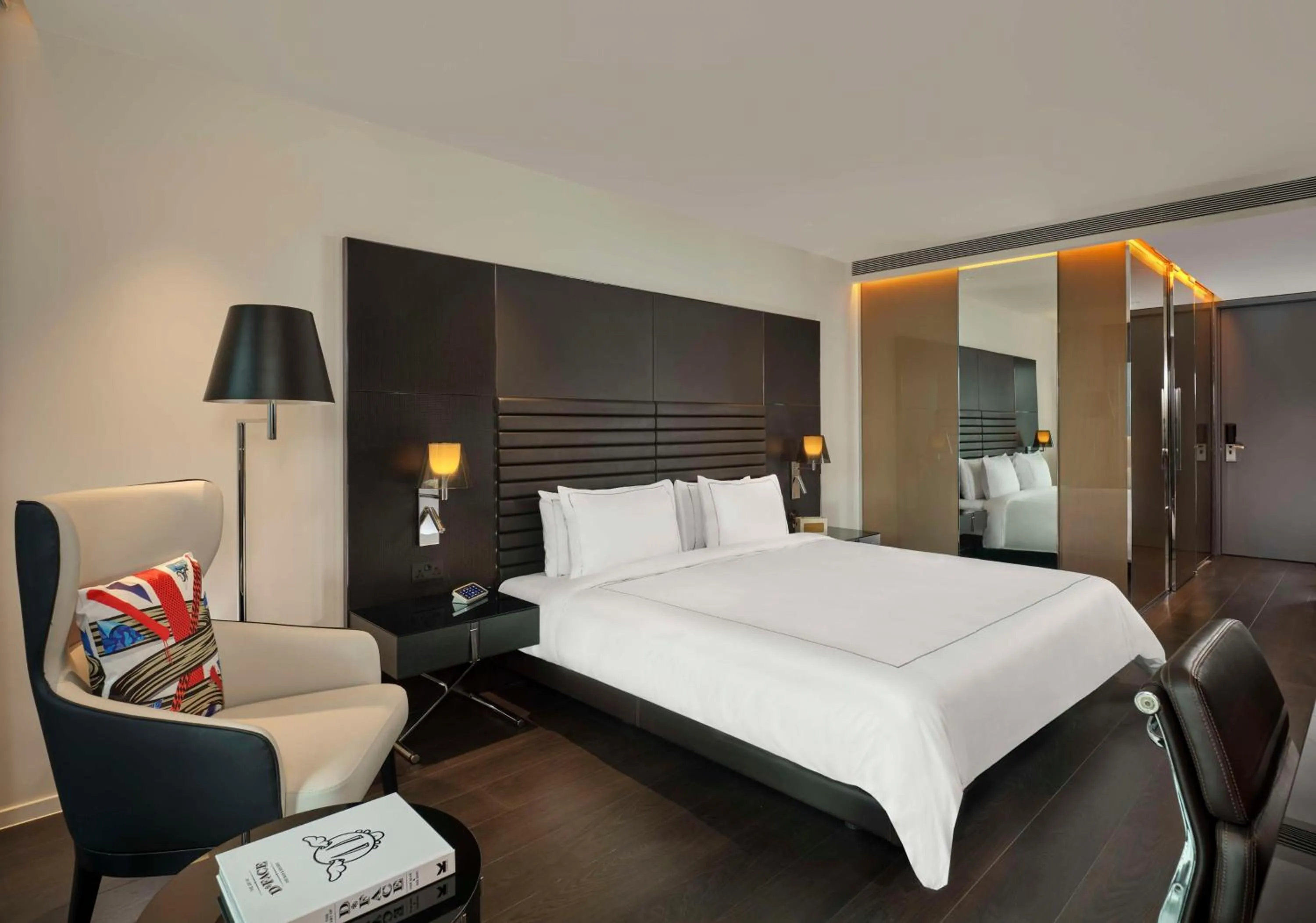 Bedroom, Bed in art'otel London Hoxton