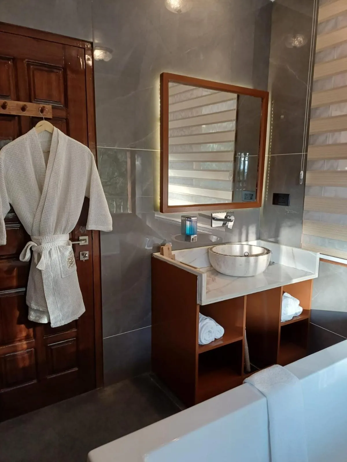 Bathroom in Chillaru Spa & Resort