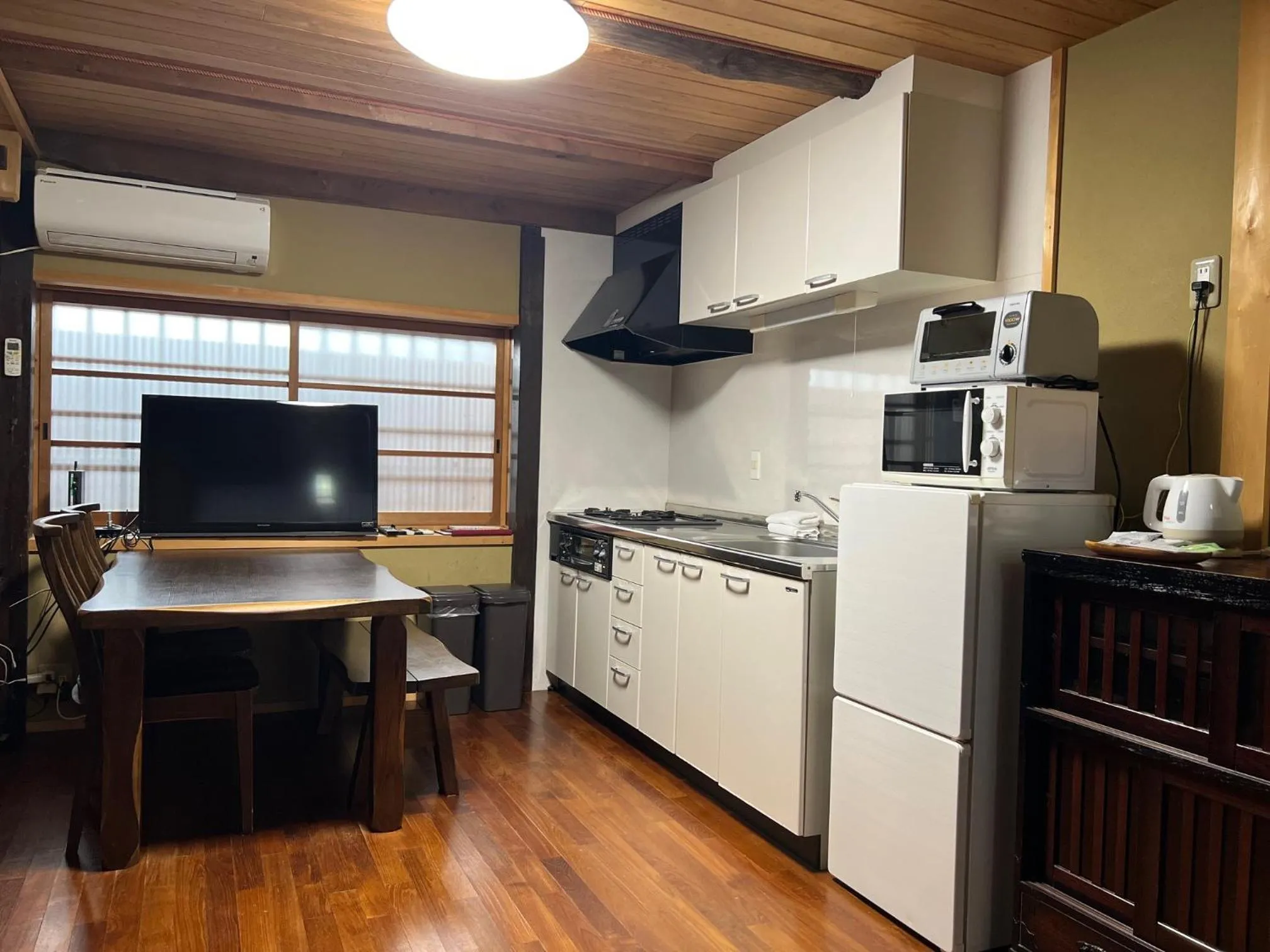 Kitchen or kitchenette in Kiyomizu Machiya Inn