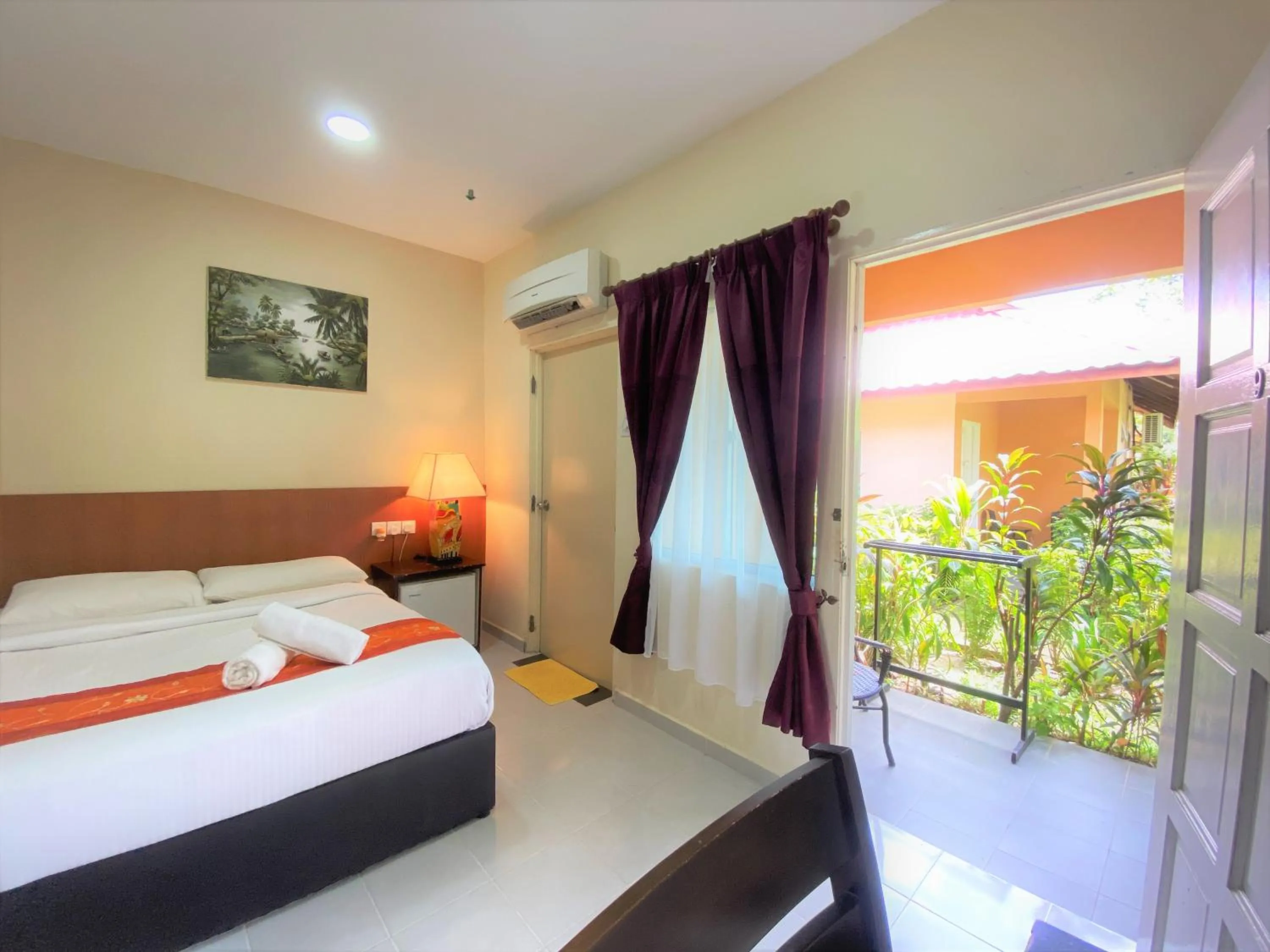 Garden, Bed in Chenang Inn