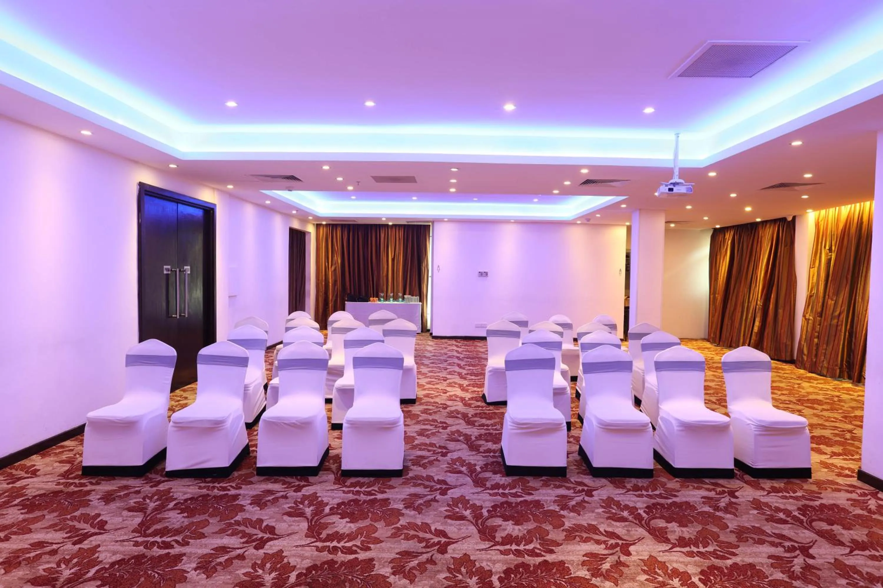 Banquet/Function facilities in Best Western Elyon Colombo