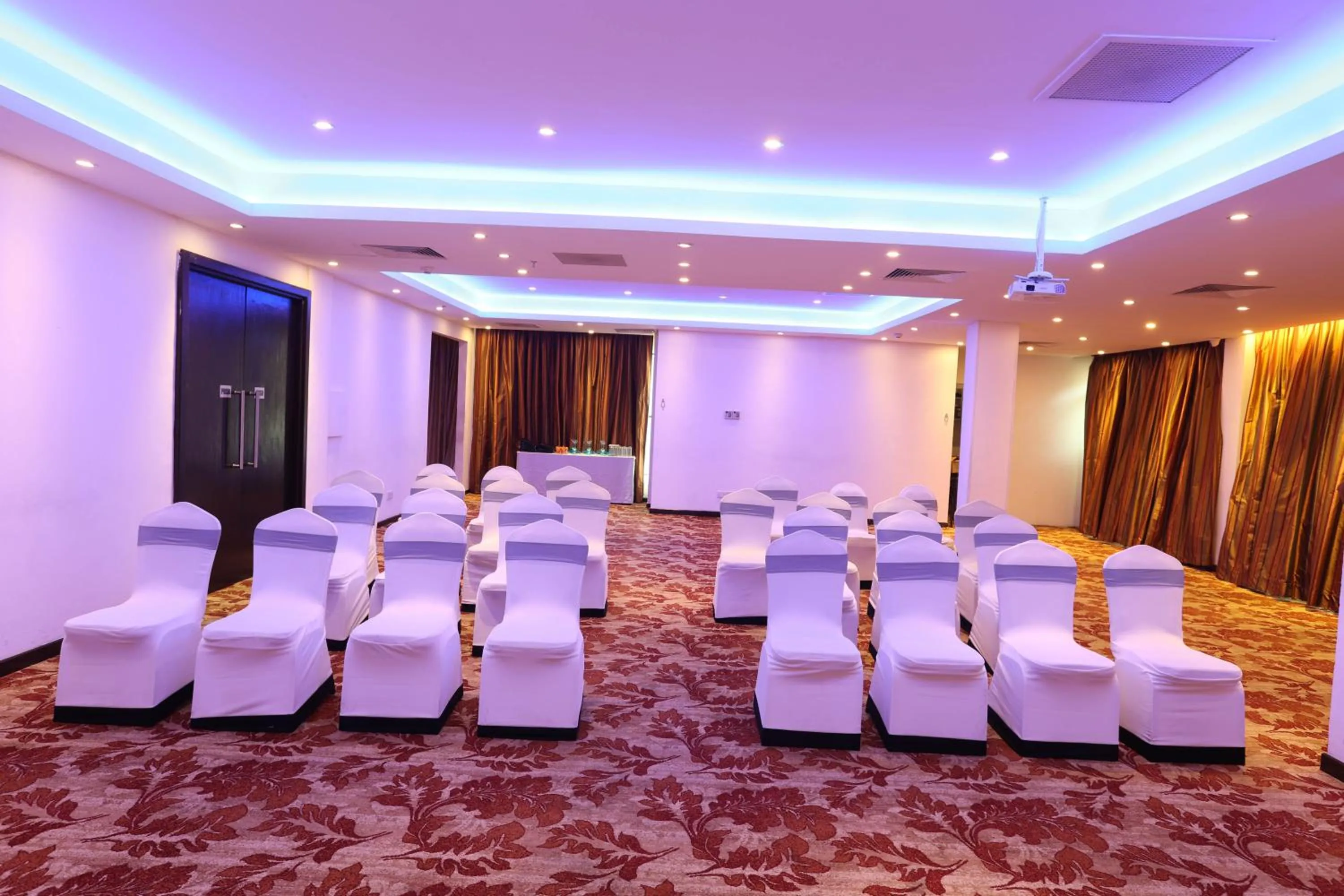 Banquet/Function facilities in Best Western Elyon Colombo