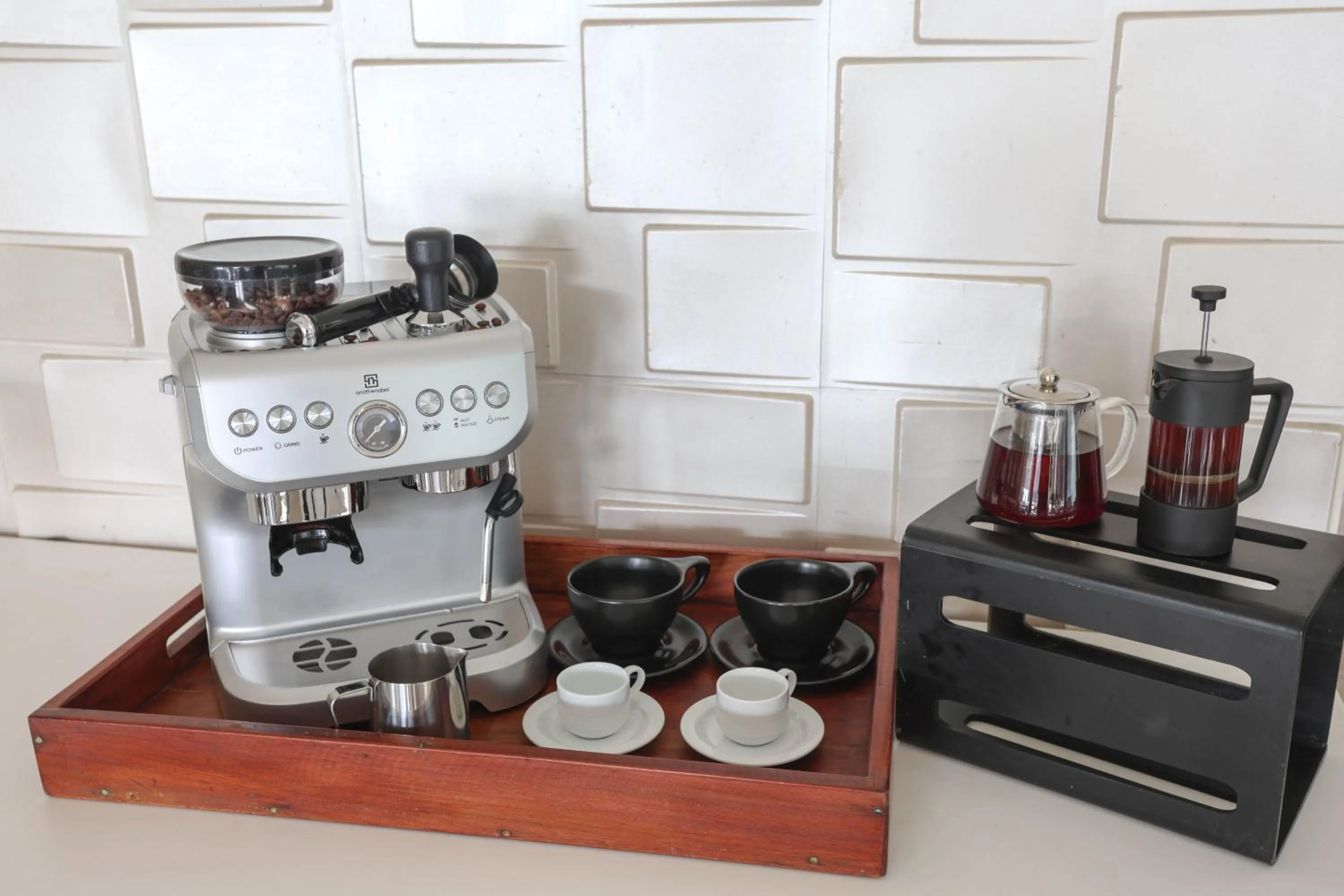 Coffee/tea facilities in Best Western Elyon Colombo