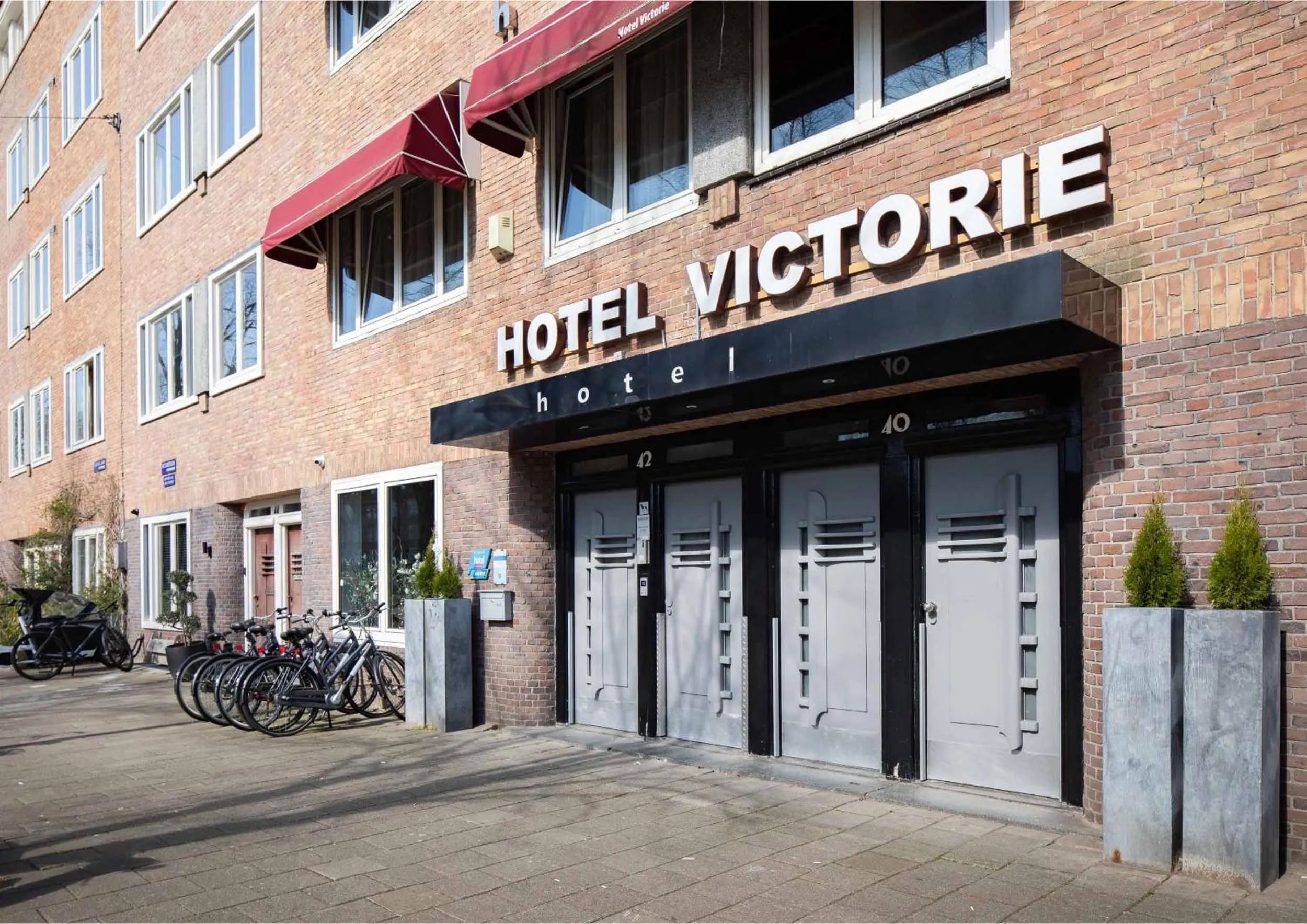 Property building in Hotel Victorie