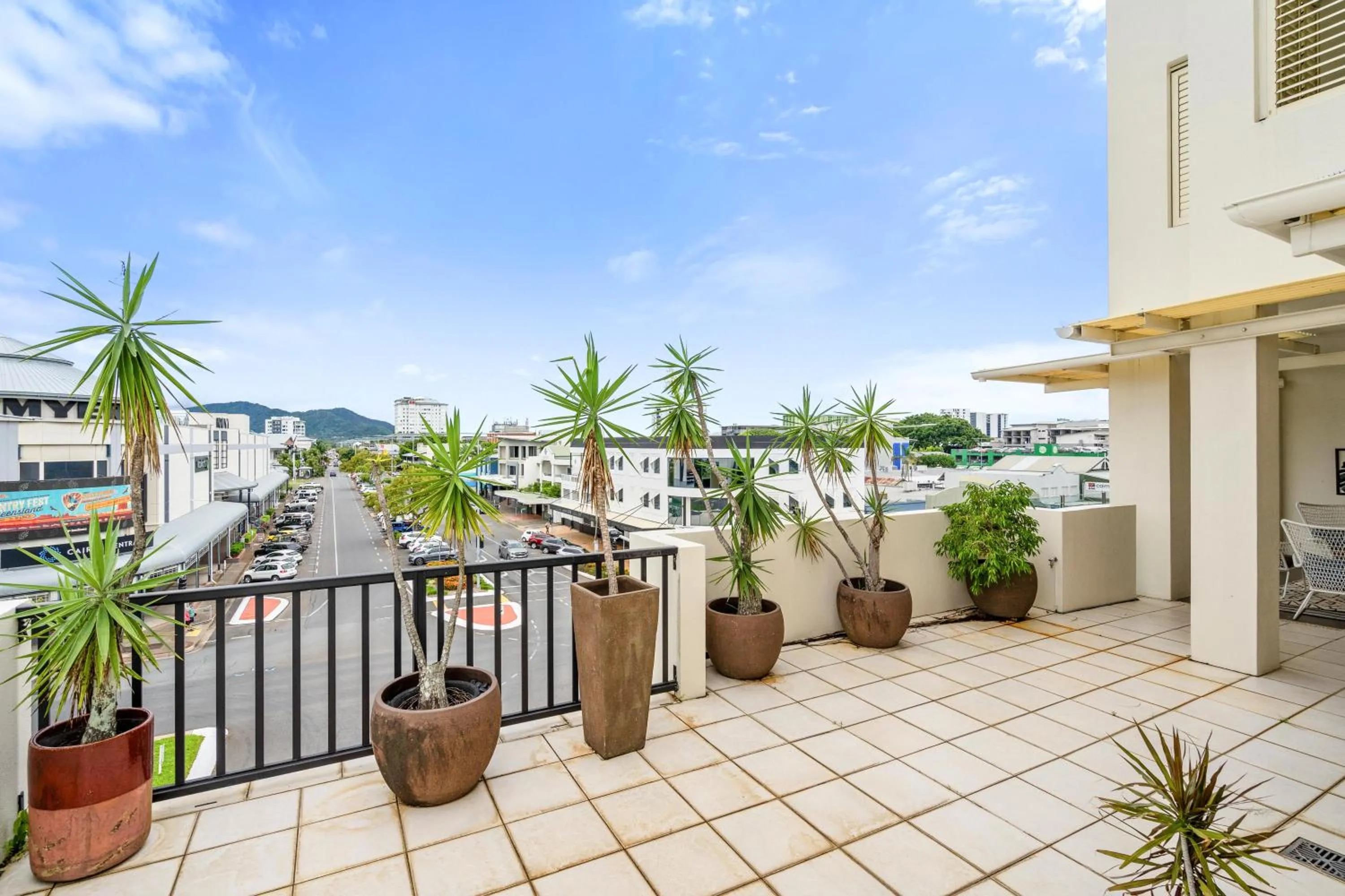 Balcony/Terrace in Cairns City Apartments