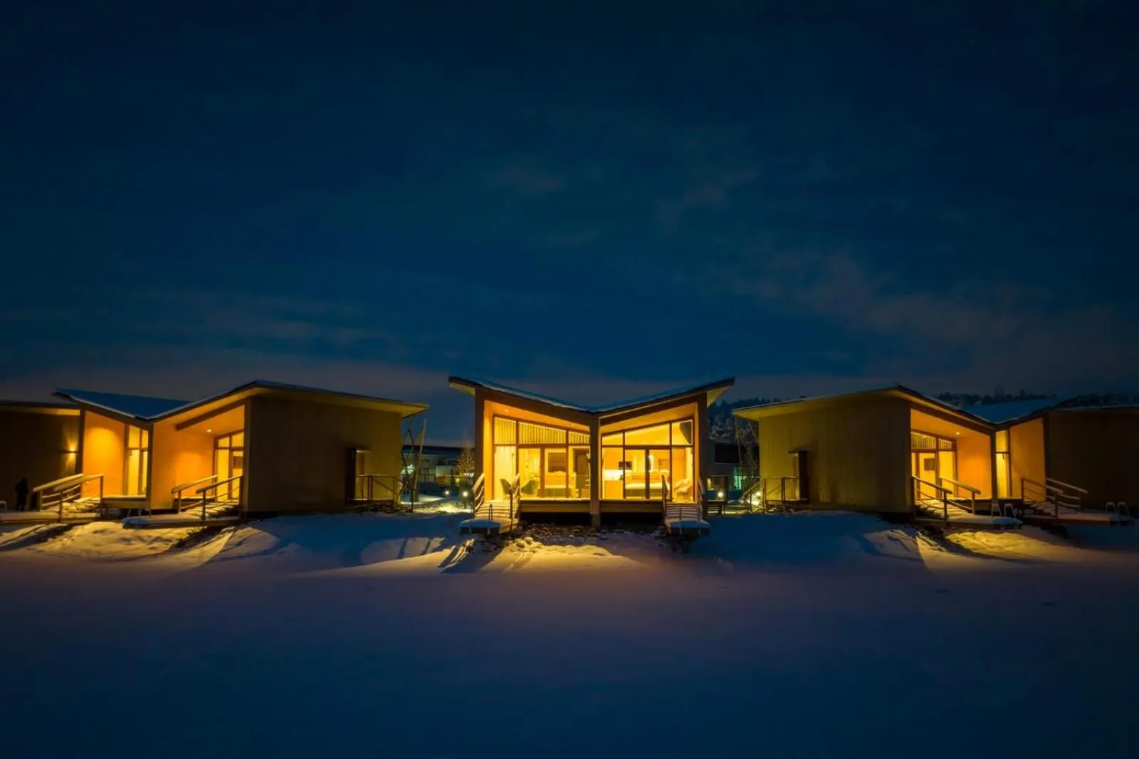 Property building in Bella Lake Resort