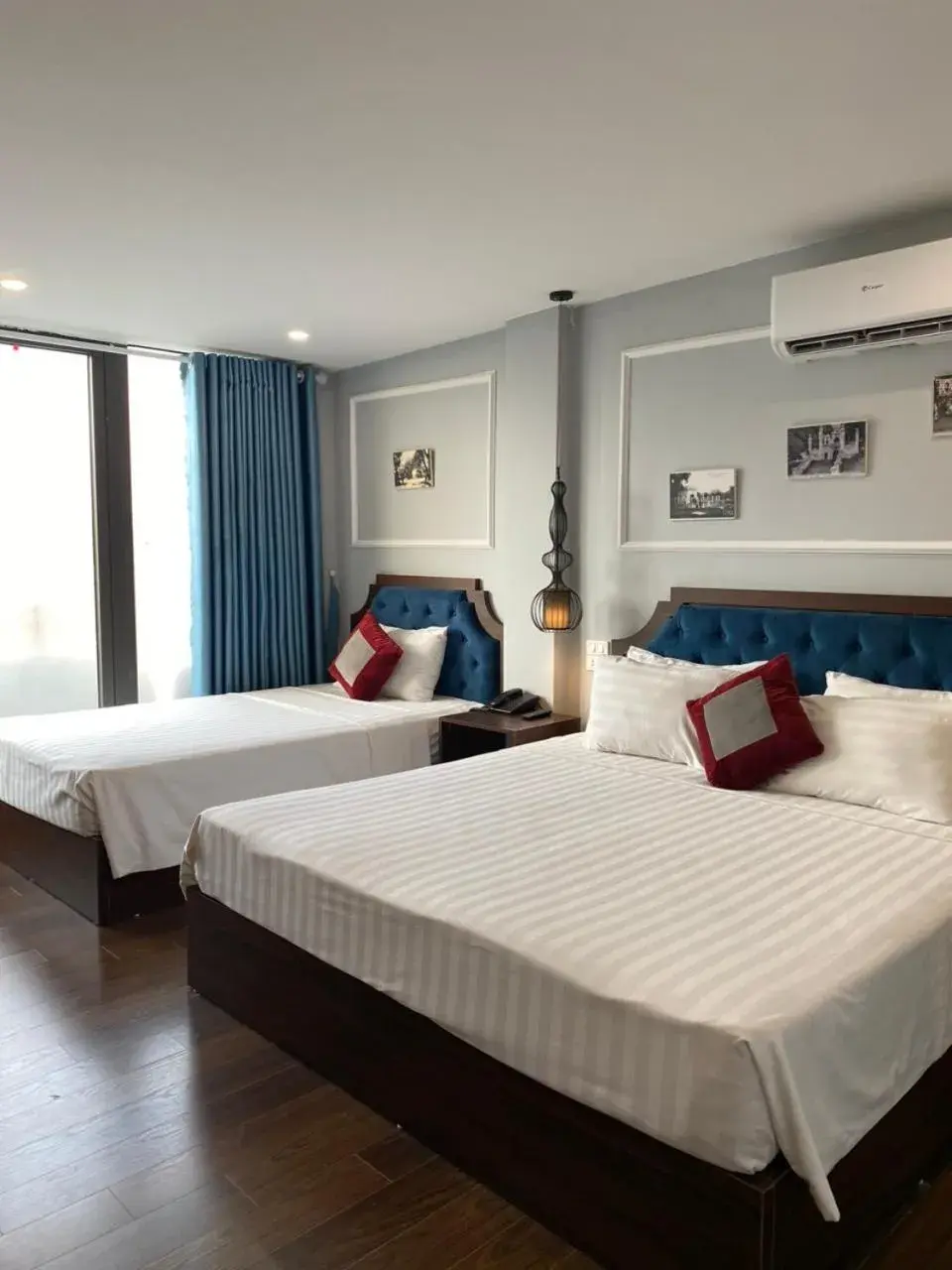 Triple Room with City View in La Renta Premier Hotel & Spa Hanoi Triple Room with City View in La Renta Premier Hotel & Spa Hanoi