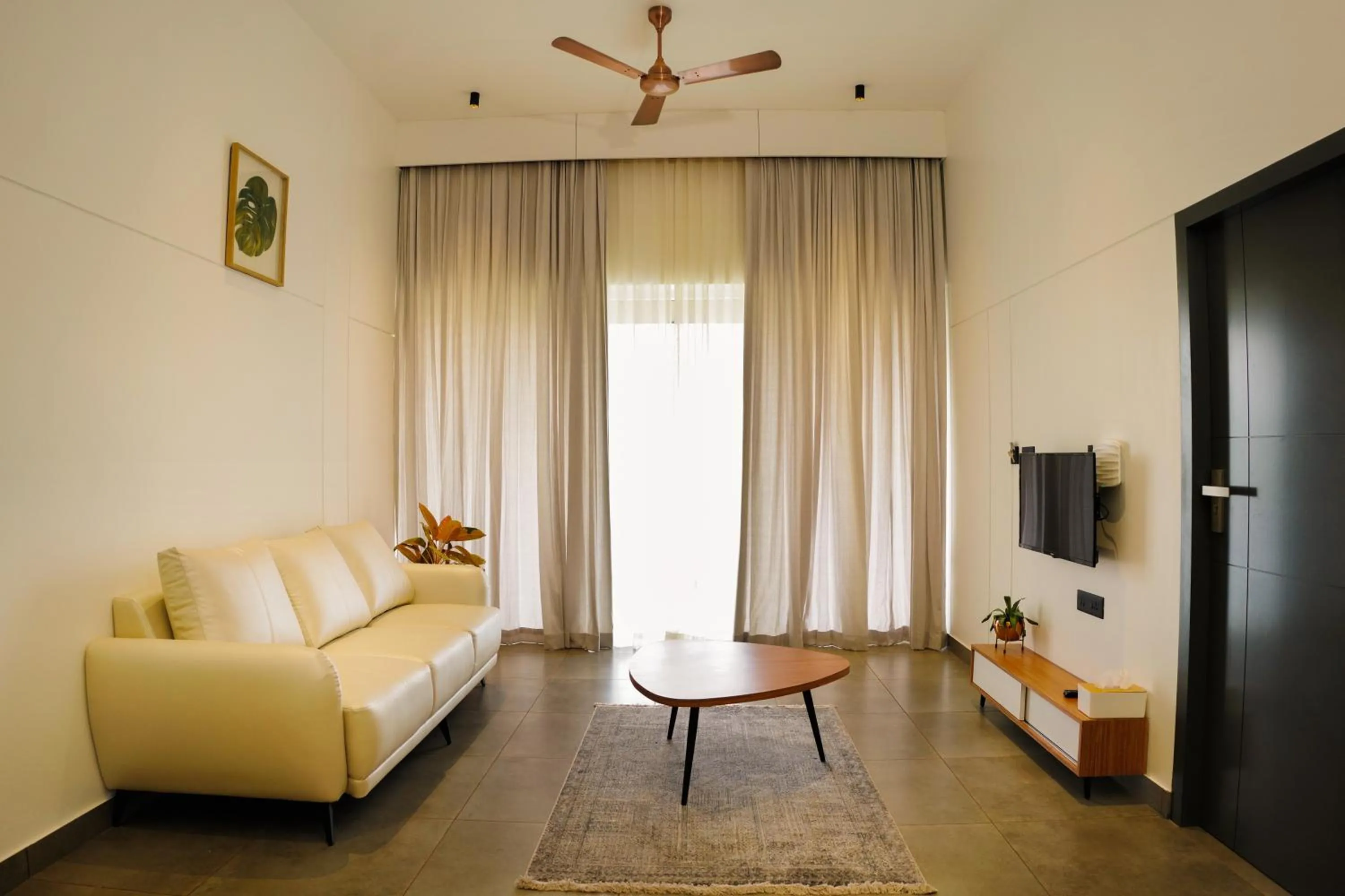 Living room, Bed in Leaves Resort Vythiri Wayanad