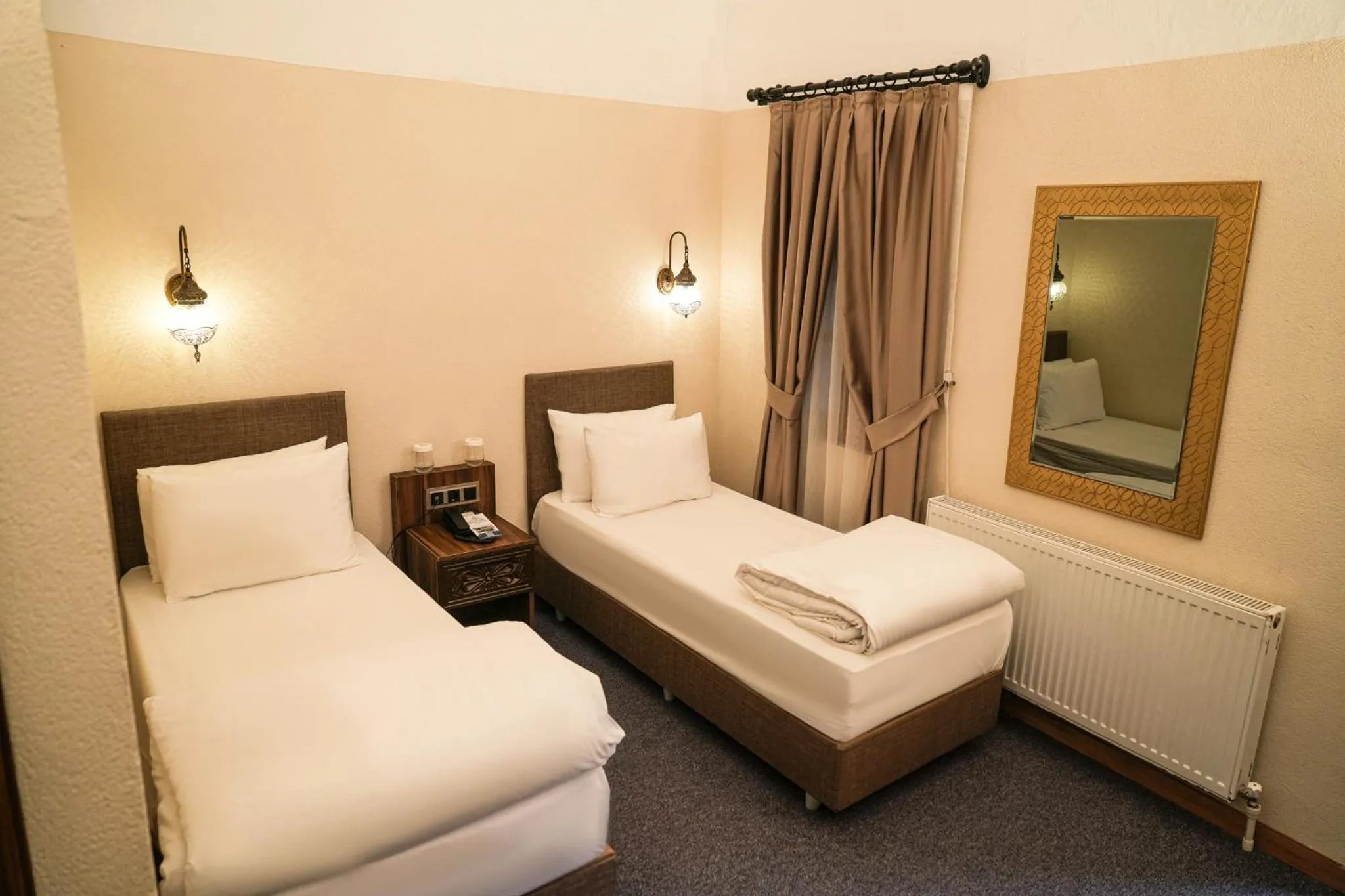 Bedroom, Bed in Rüstempaşa Kervansaray Hotel with Free Parking