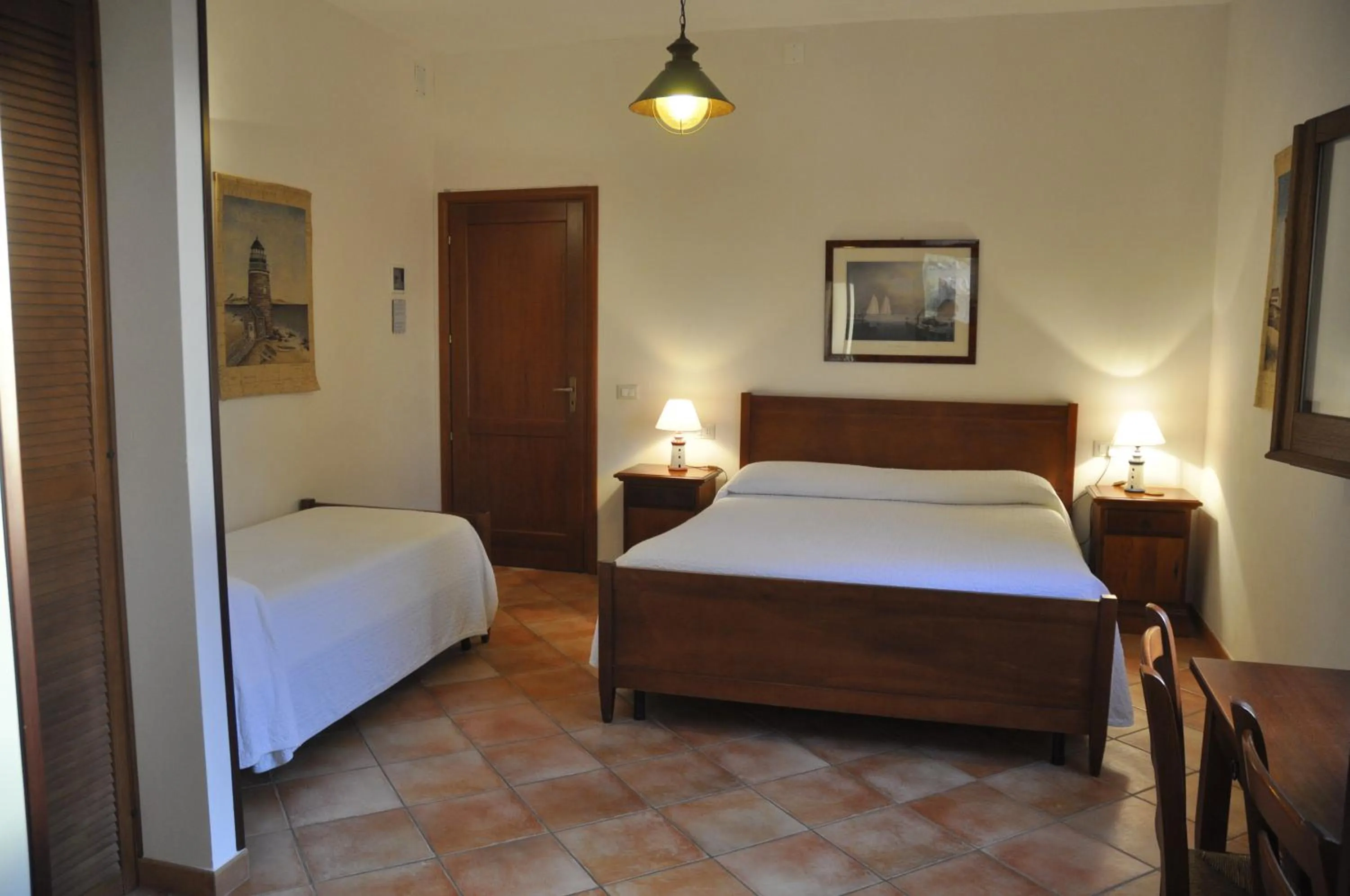 Photo of the whole room in Punto de vista B&B