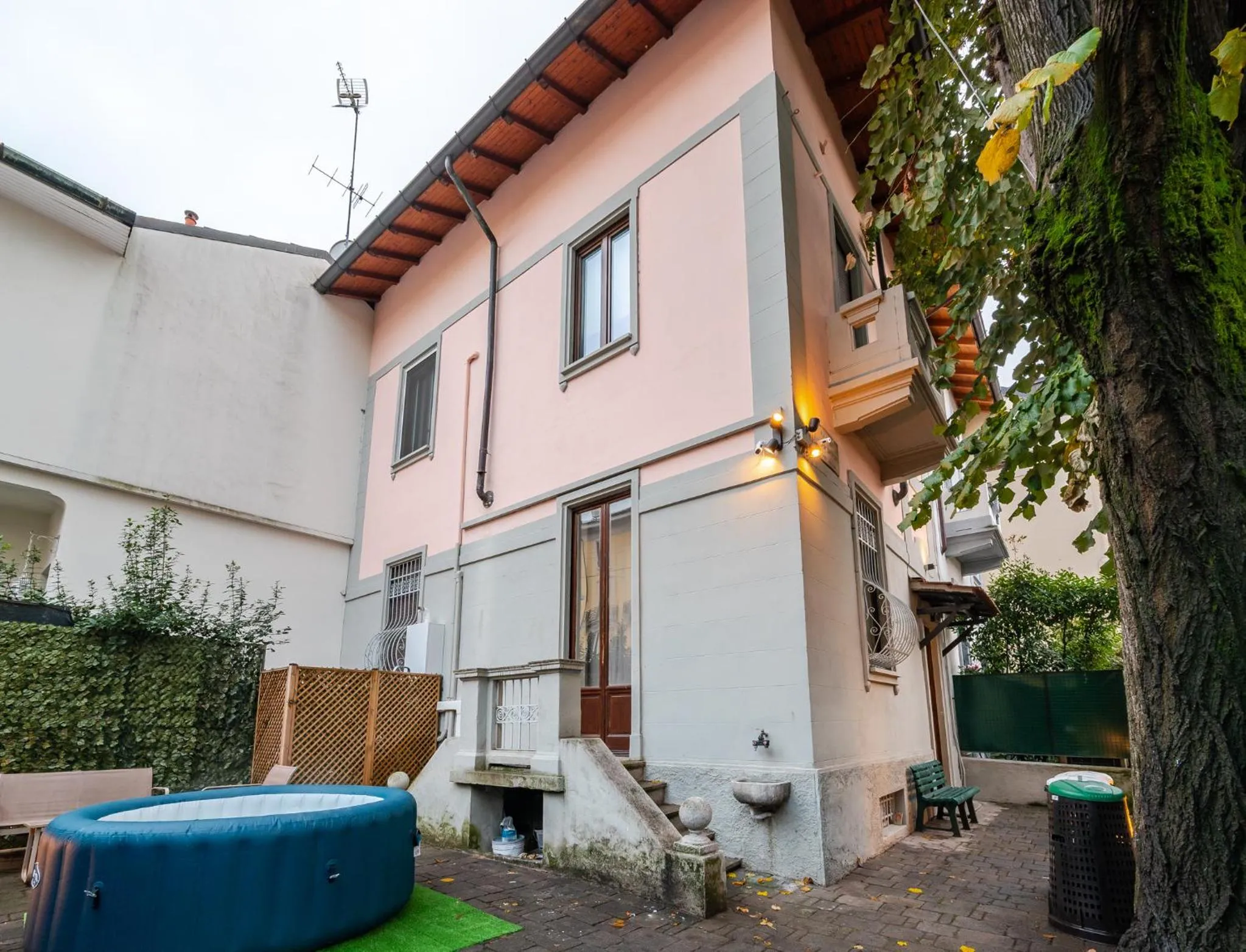 Villa Anglia, SmartStay - Amendola, Fiera, Ospedale San Luca