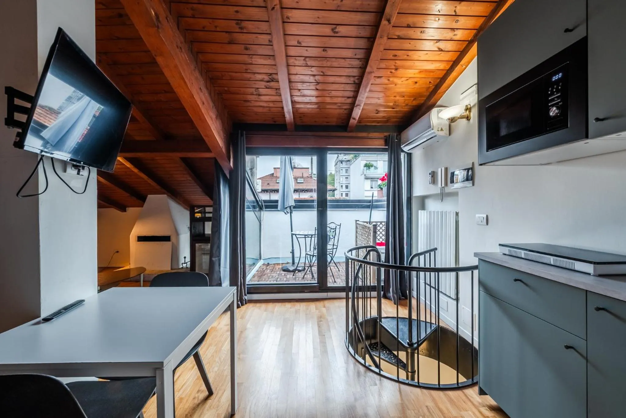 Villa Anglia, SmartStay - Amendola, Fiera, Ospedale San Luca