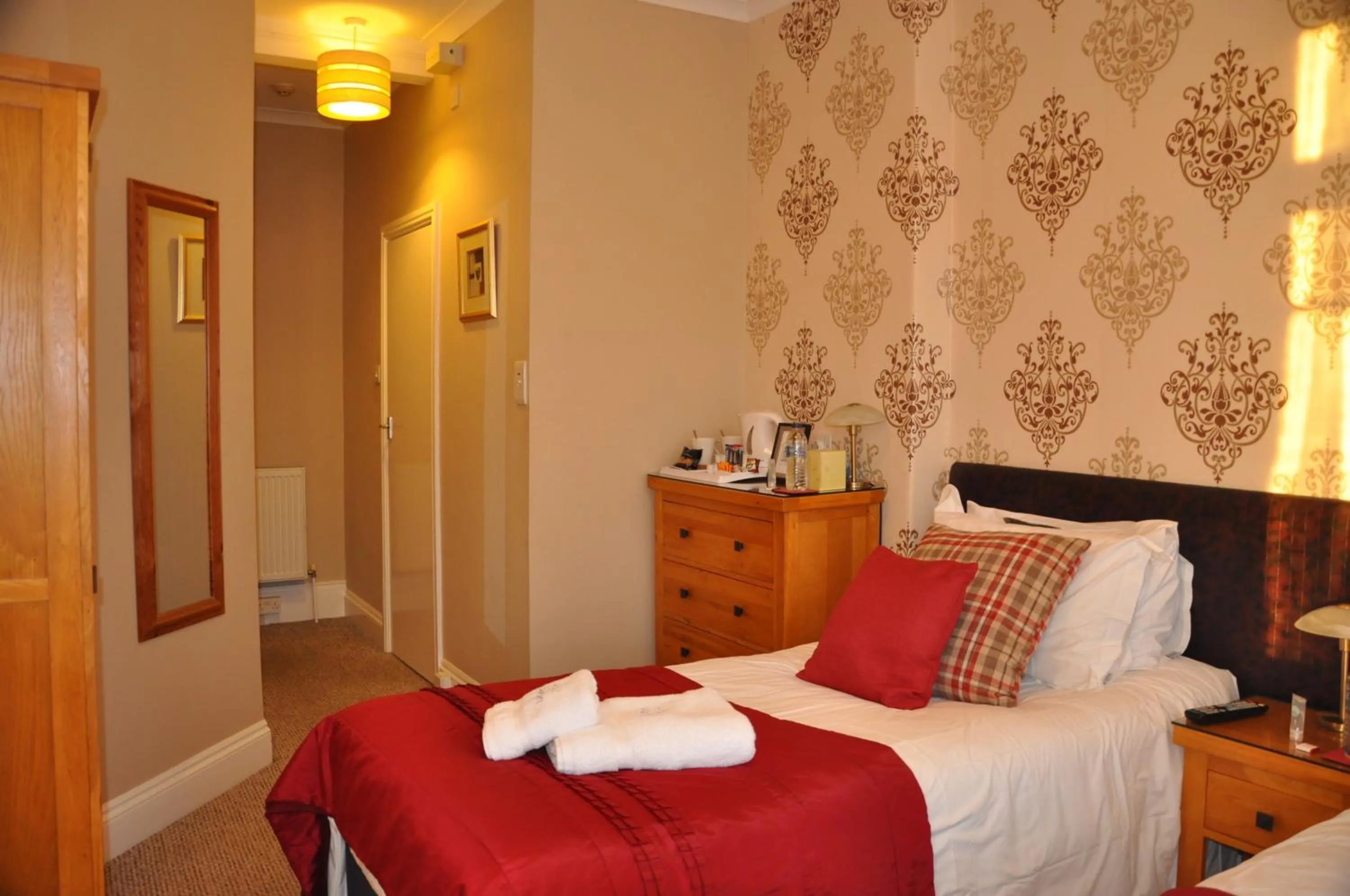 Bedroom, Bed in Hotel Peppers