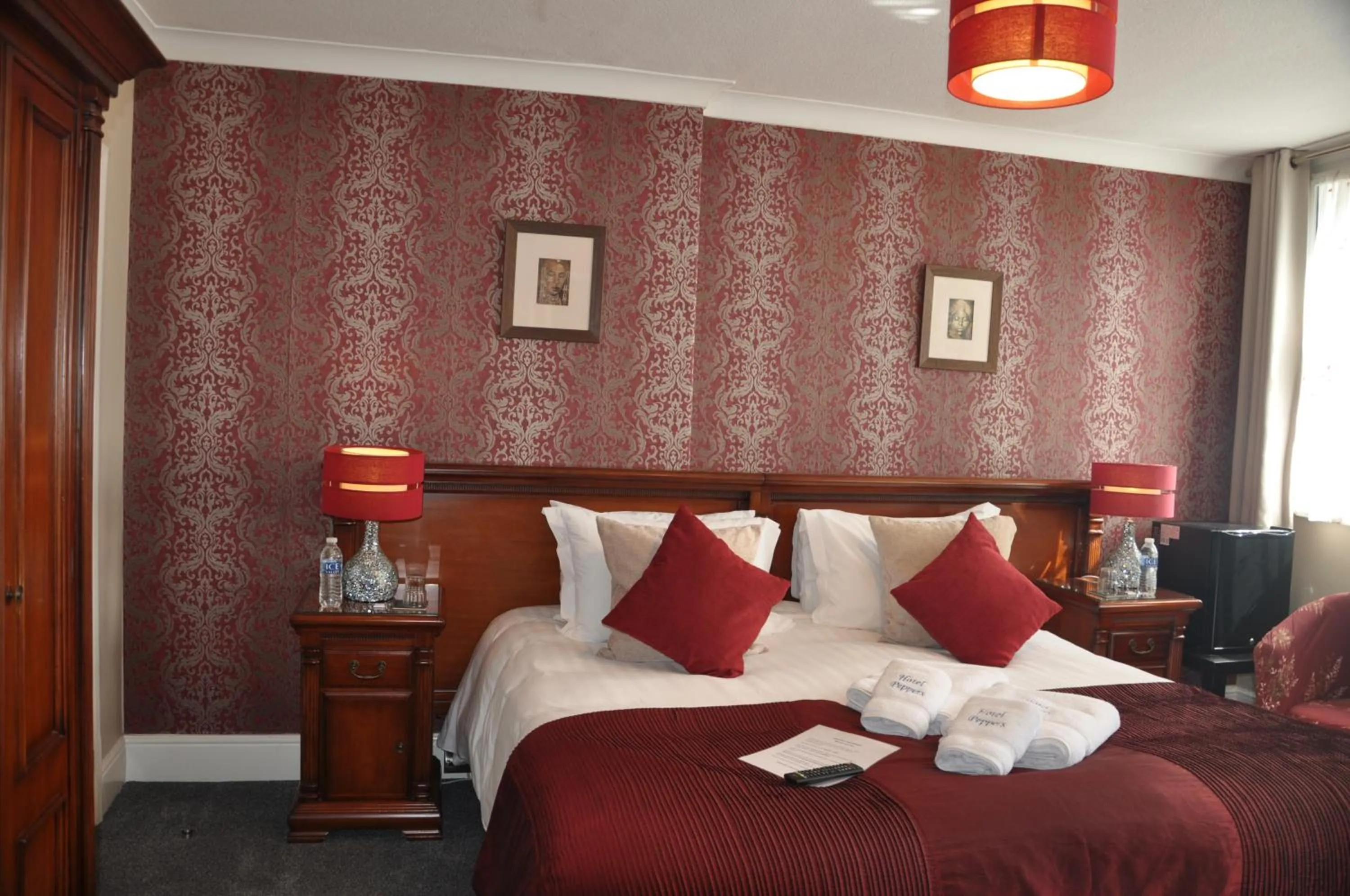 Bed in Hotel Peppers