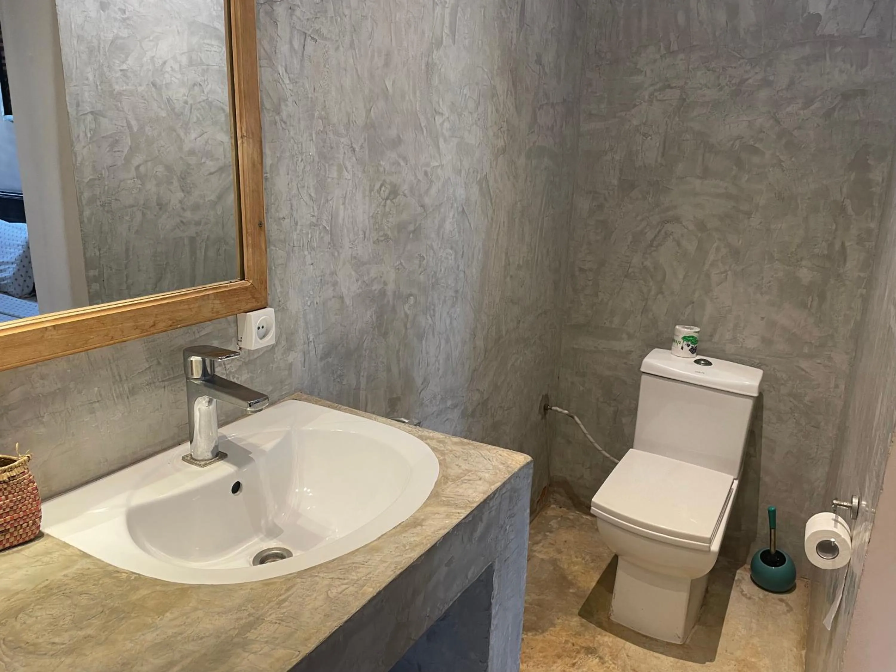 Toilet in La Maison Bleue Lome