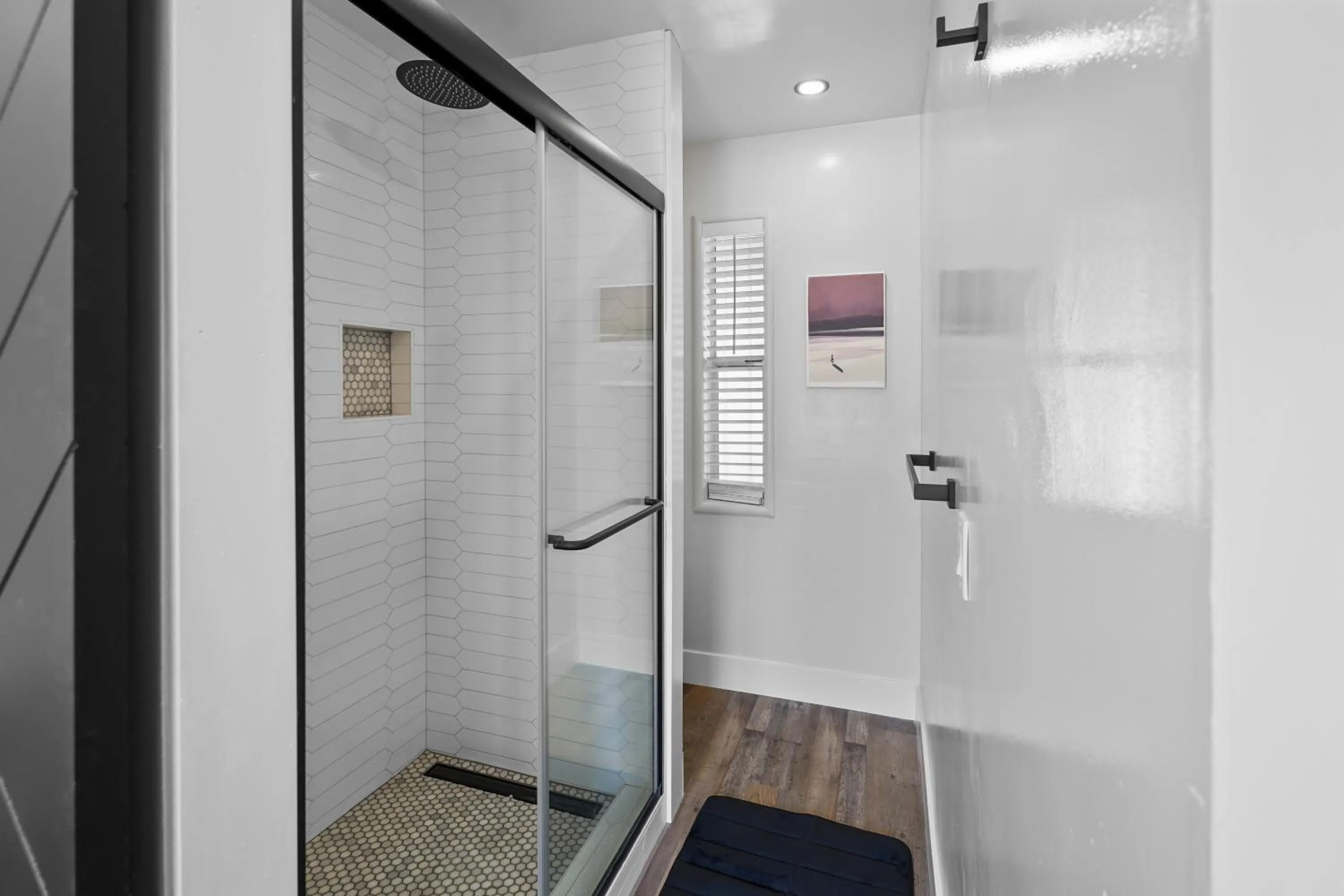 Shower in Mendo Bungalow