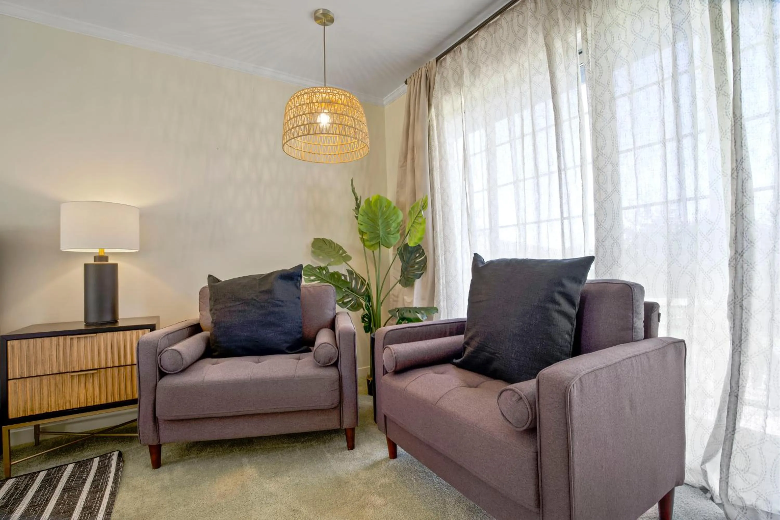 Seating area in Mendo Bungalow