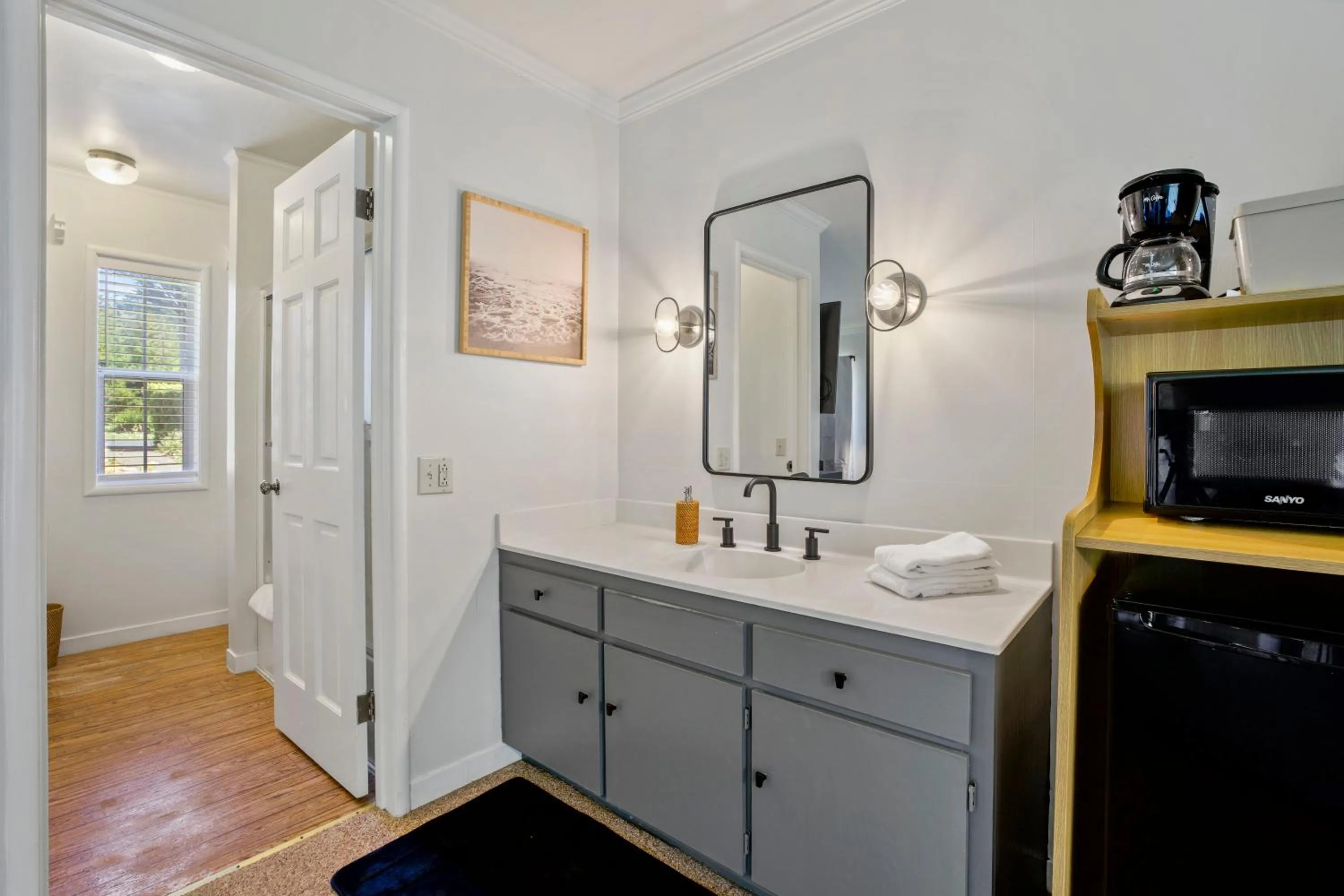 Bathroom in Mendo Bungalow
